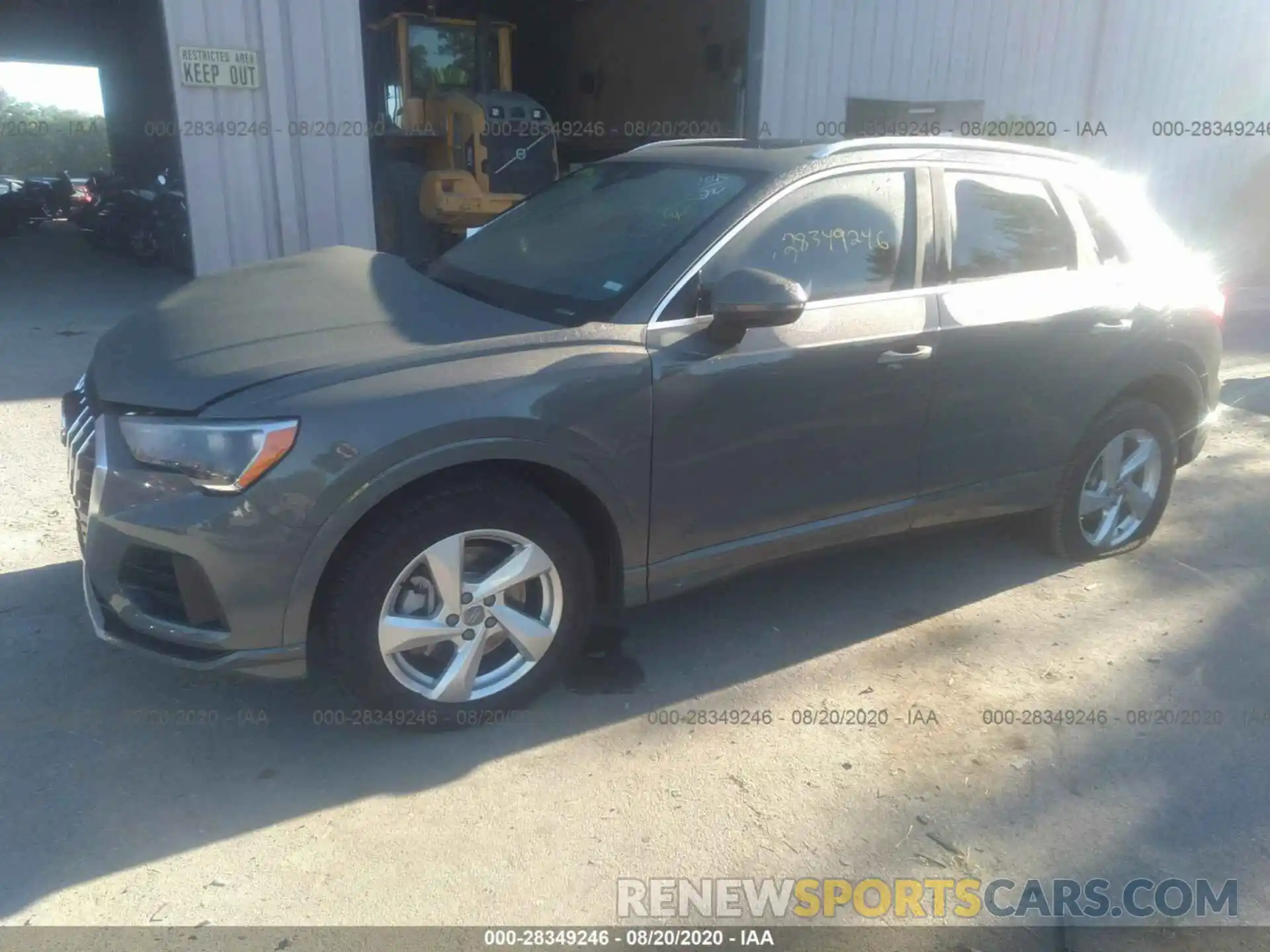 2 Photograph of a damaged car WA1AECF39L1041440 AUDI Q3 2020