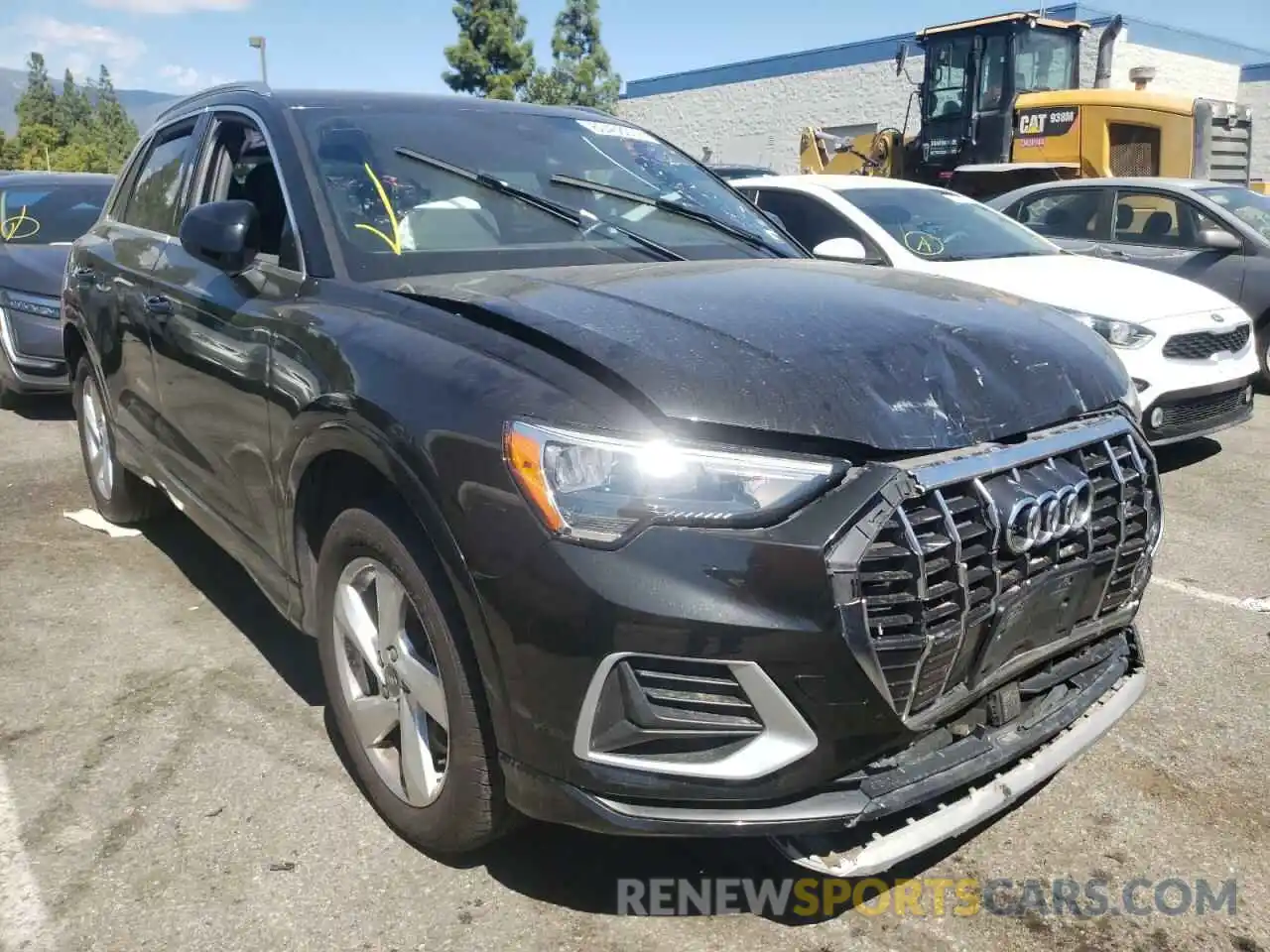 1 Photograph of a damaged car WA1AECF39L1047402 AUDI Q3 2020