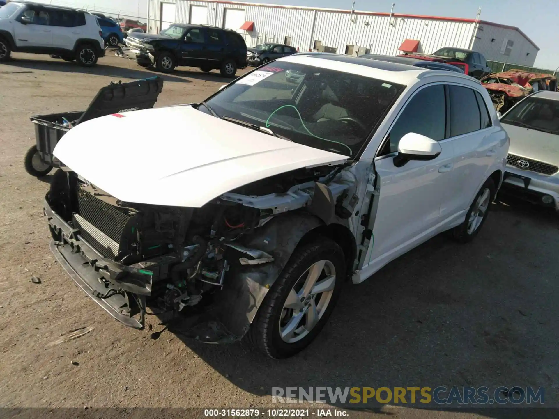 2 Photograph of a damaged car WA1AECF39L1057685 AUDI Q3 2020