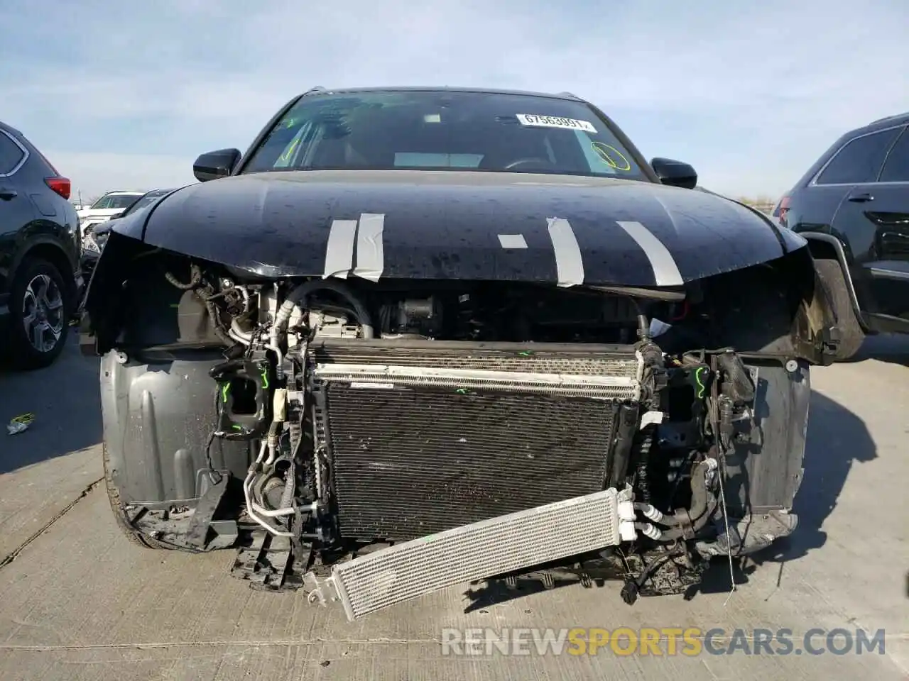 9 Photograph of a damaged car WA1AECF39L1091044 AUDI Q3 2020