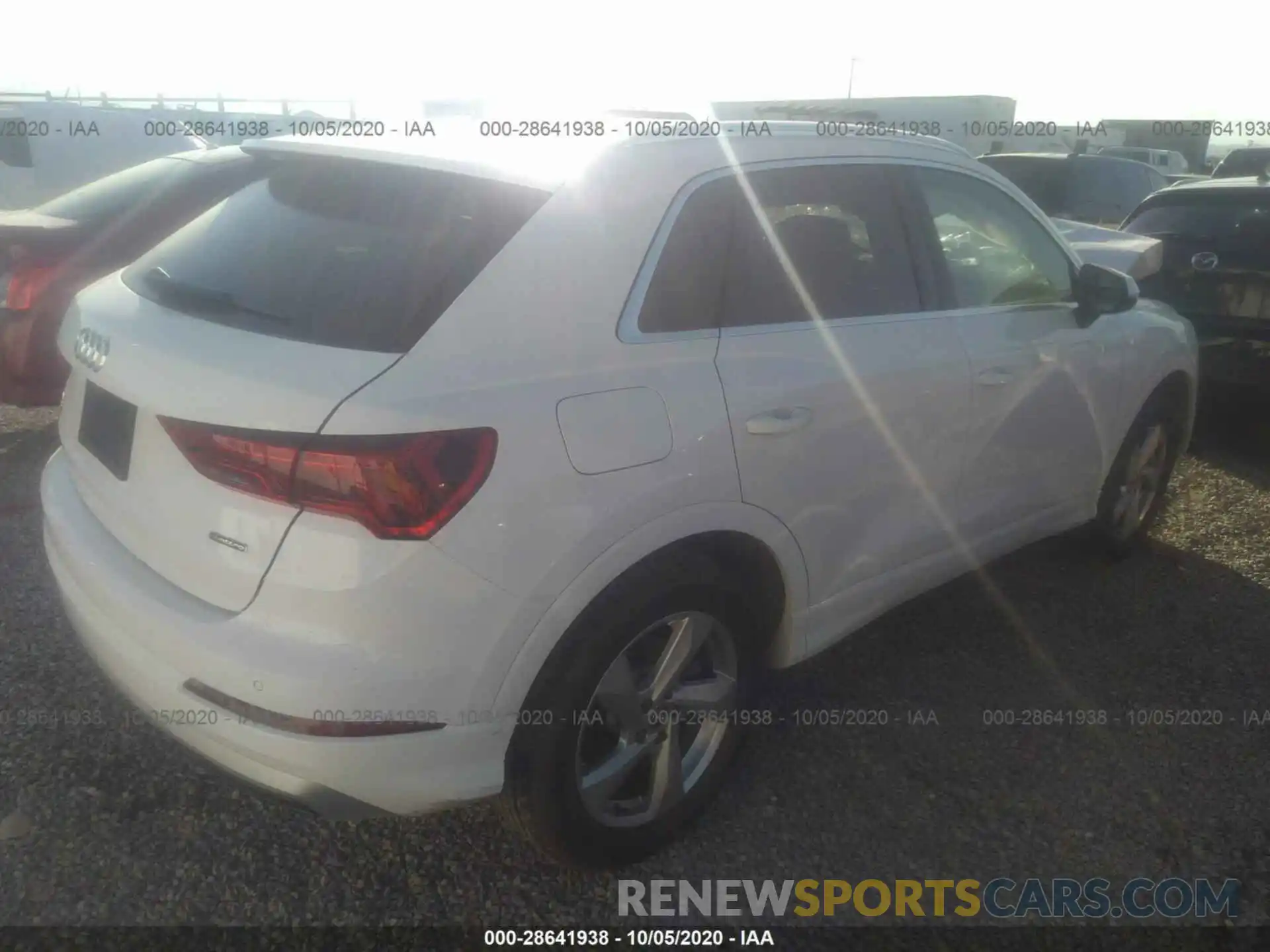 4 Photograph of a damaged car WA1AECF39L1107954 AUDI Q3 2020