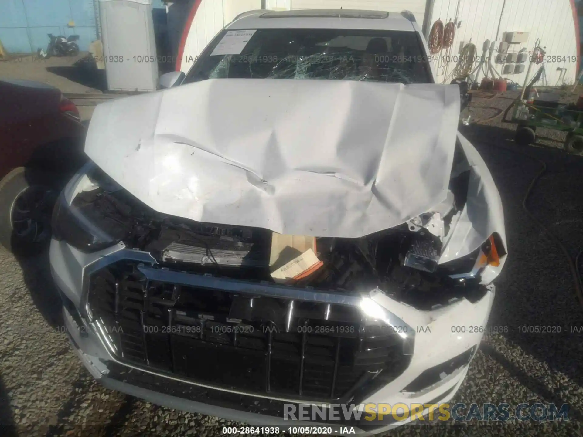 6 Photograph of a damaged car WA1AECF39L1107954 AUDI Q3 2020