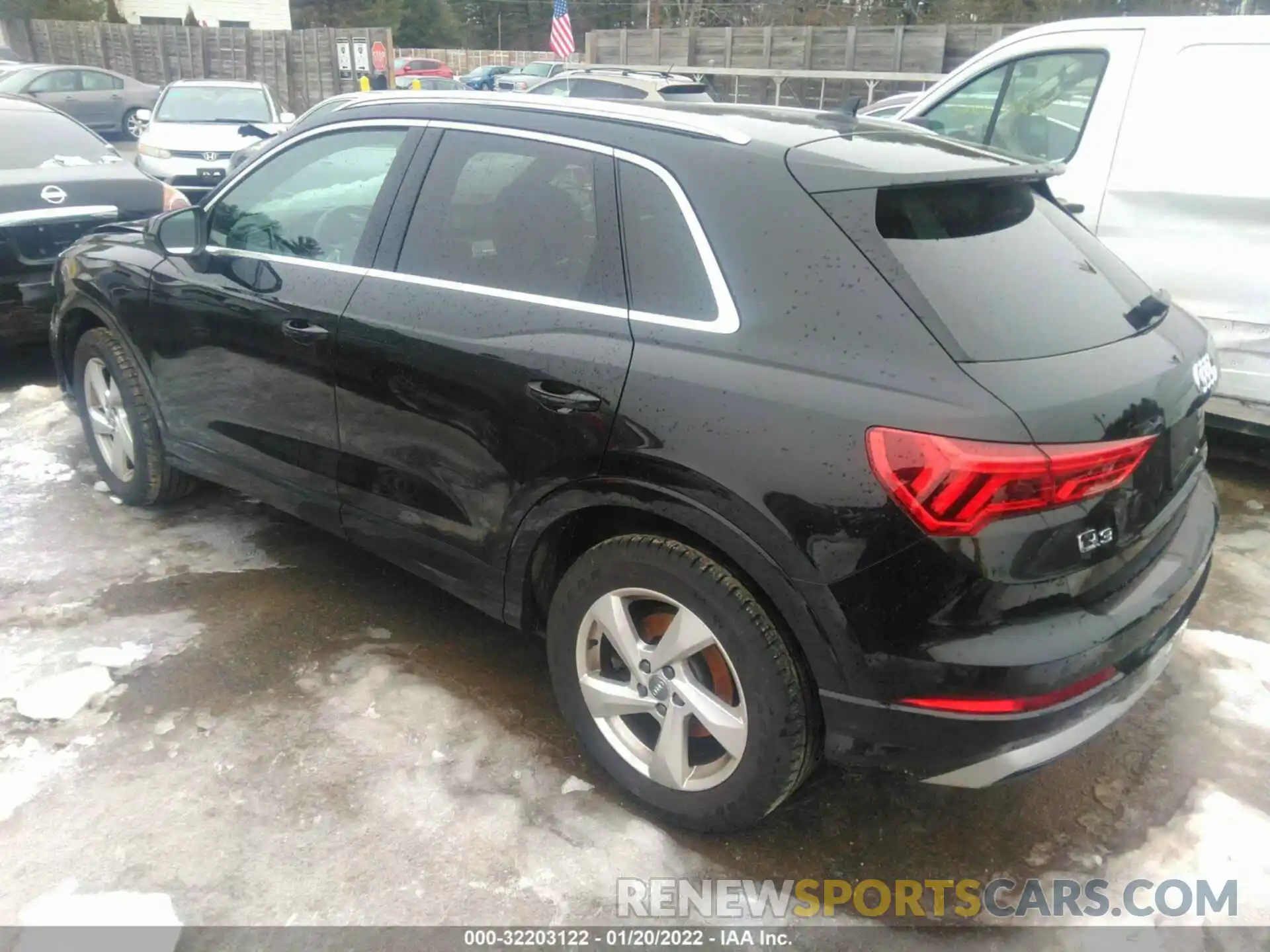 3 Photograph of a damaged car WA1AECF39L1113723 AUDI Q3 2020