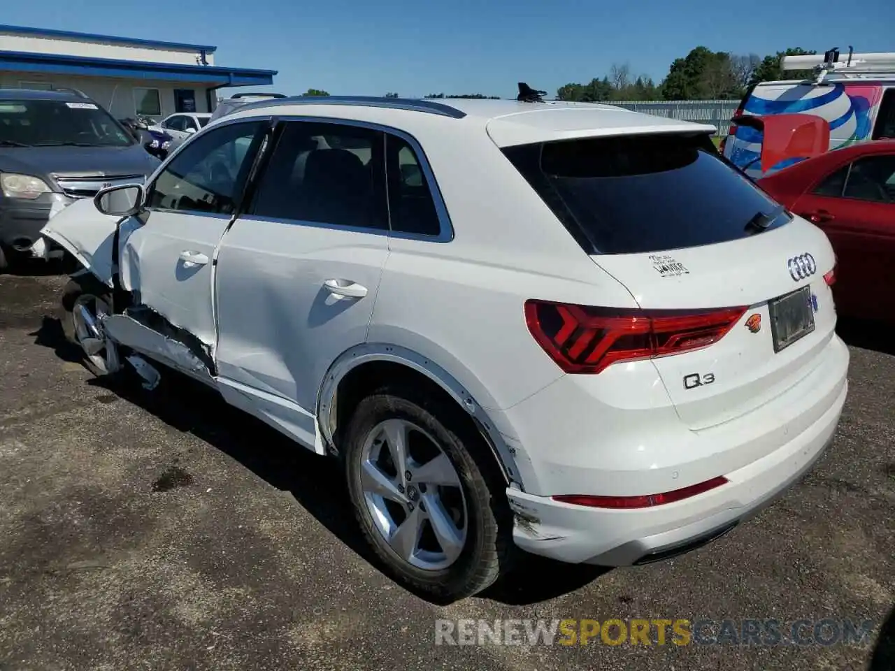 3 Photograph of a damaged car WA1AECF39L1118789 AUDI Q3 2020