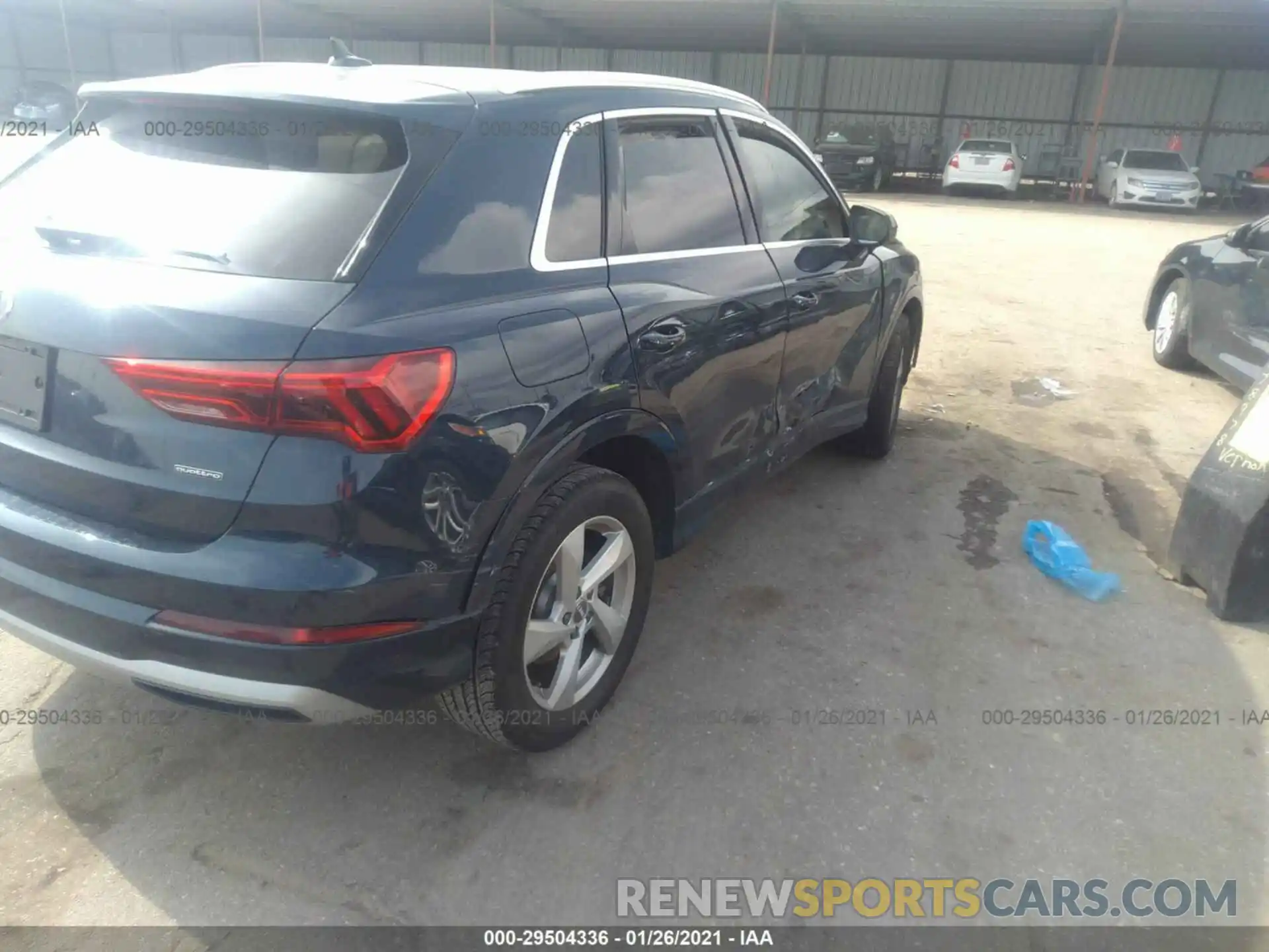 4 Photograph of a damaged car WA1AECF3XL1010326 AUDI Q3 2020