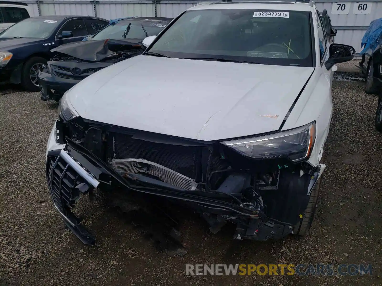 9 Photograph of a damaged car WA1AECF3XL1028244 AUDI Q3 2020