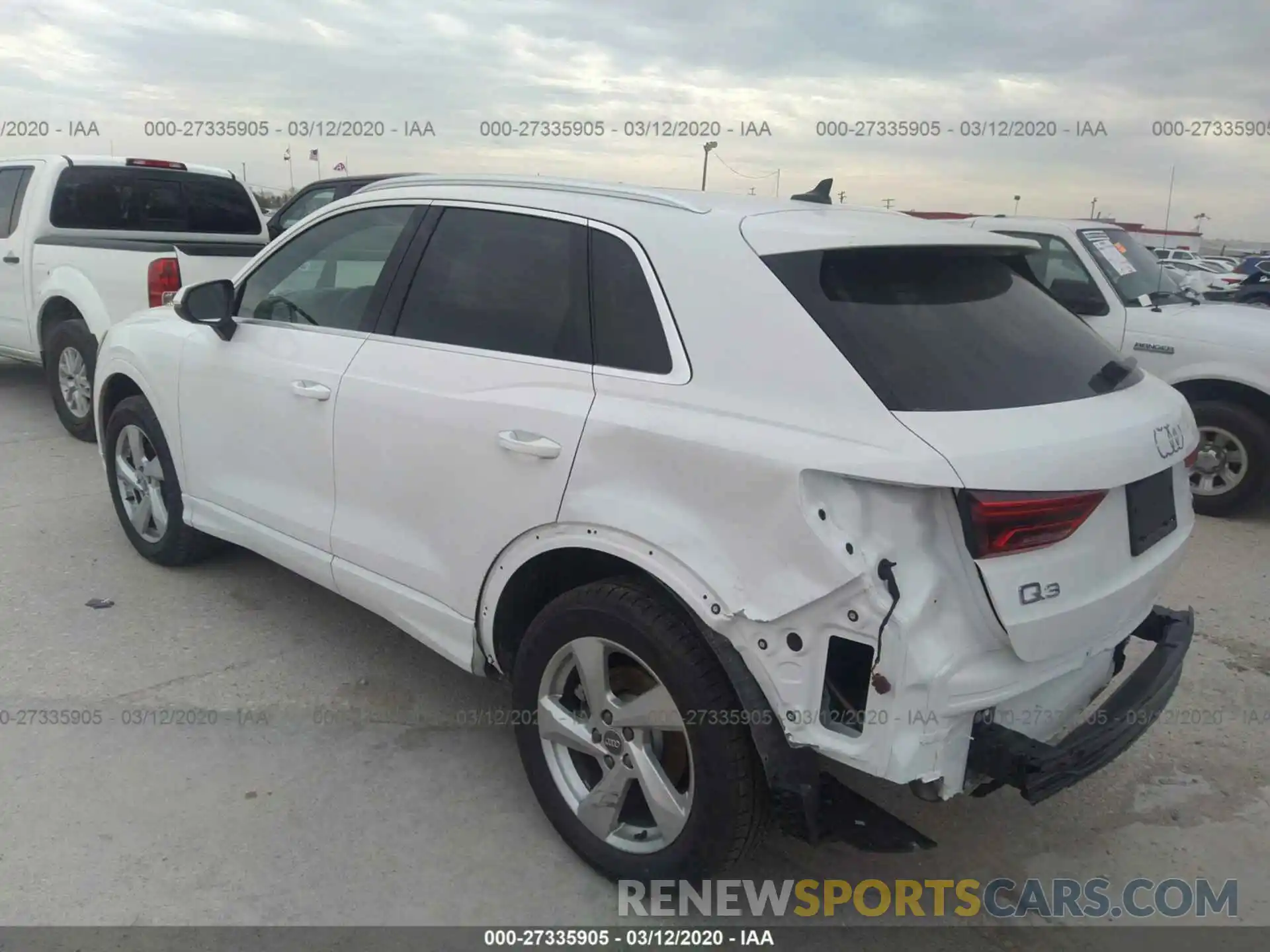 3 Photograph of a damaged car WA1AECF3XL1032603 AUDI Q3 2020