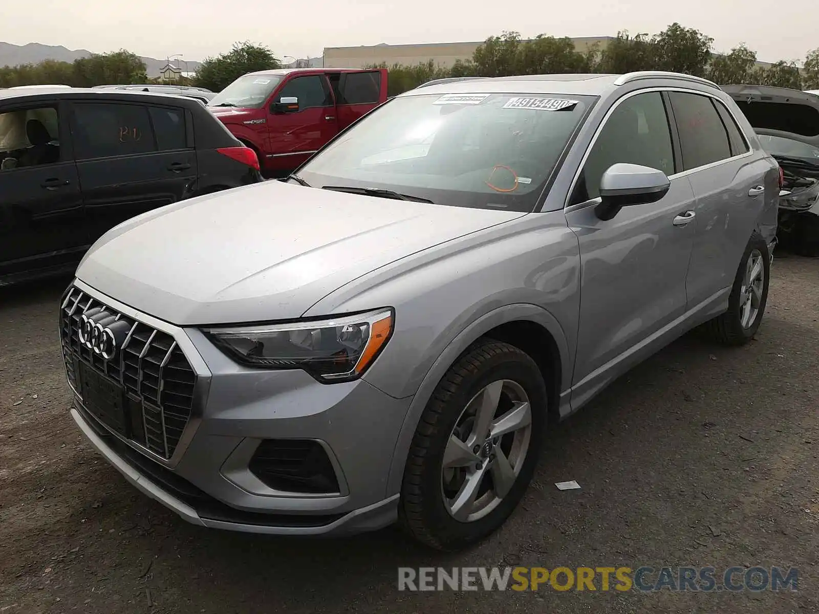 2 Photograph of a damaged car WA1AECF3XL1036036 AUDI Q3 2020