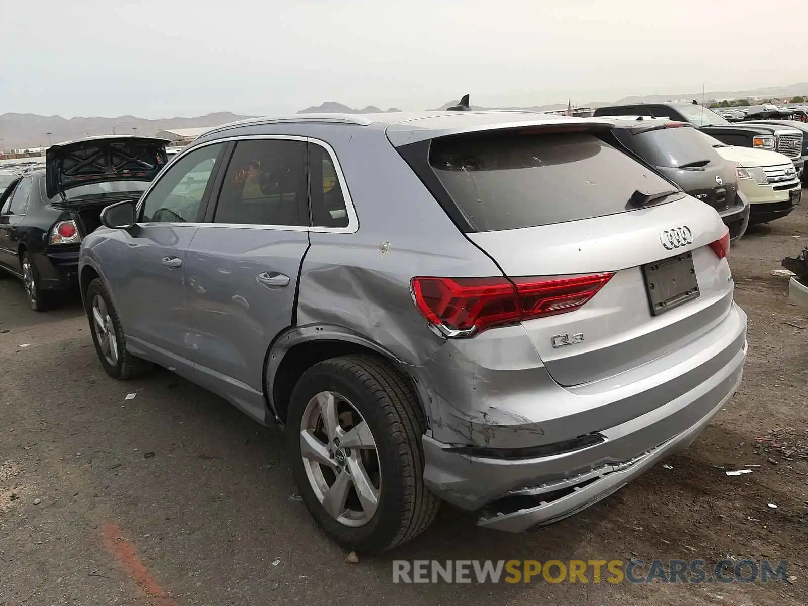 3 Photograph of a damaged car WA1AECF3XL1036036 AUDI Q3 2020