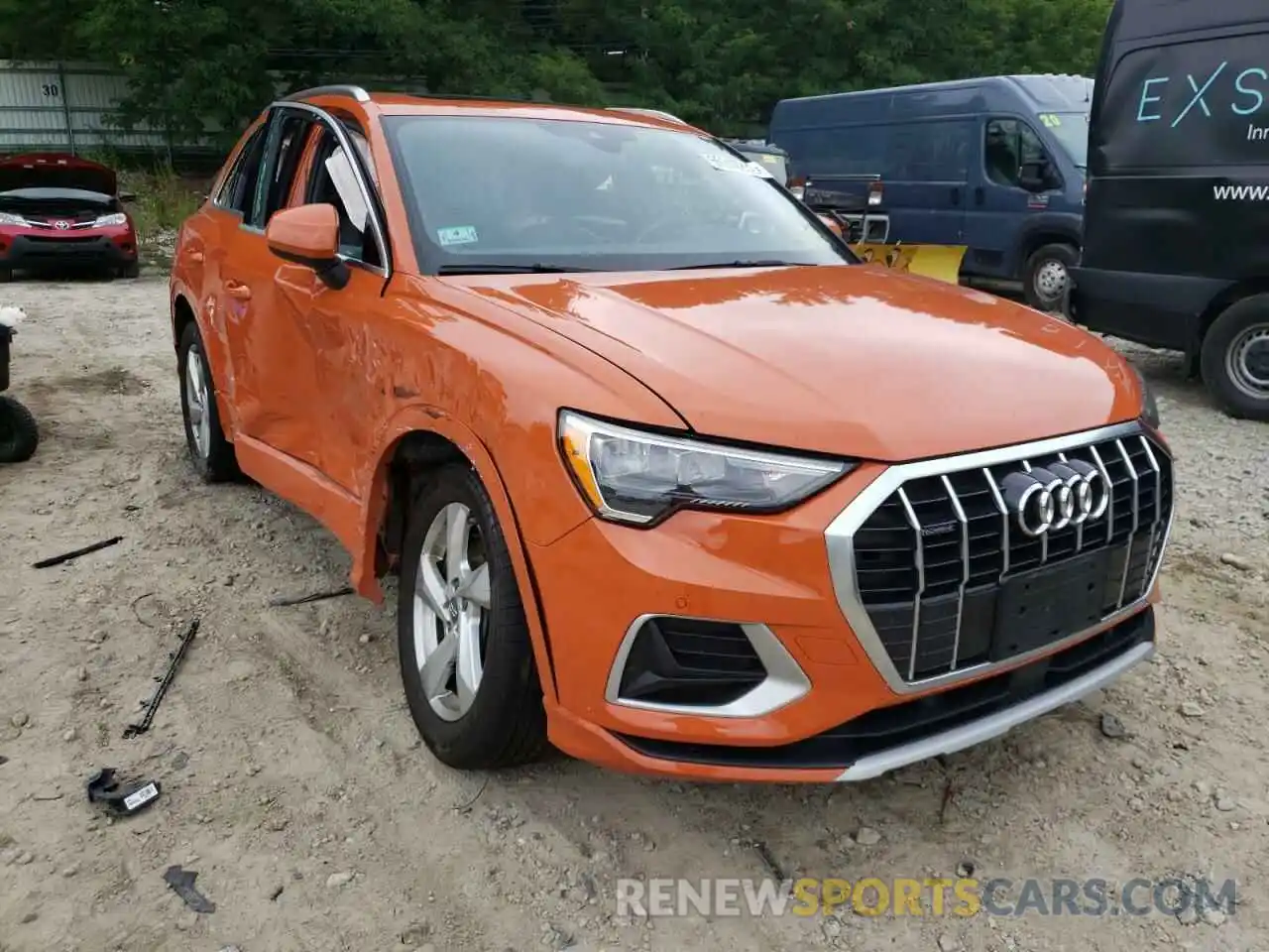 1 Photograph of a damaged car WA1AECF3XL1040118 AUDI Q3 2020