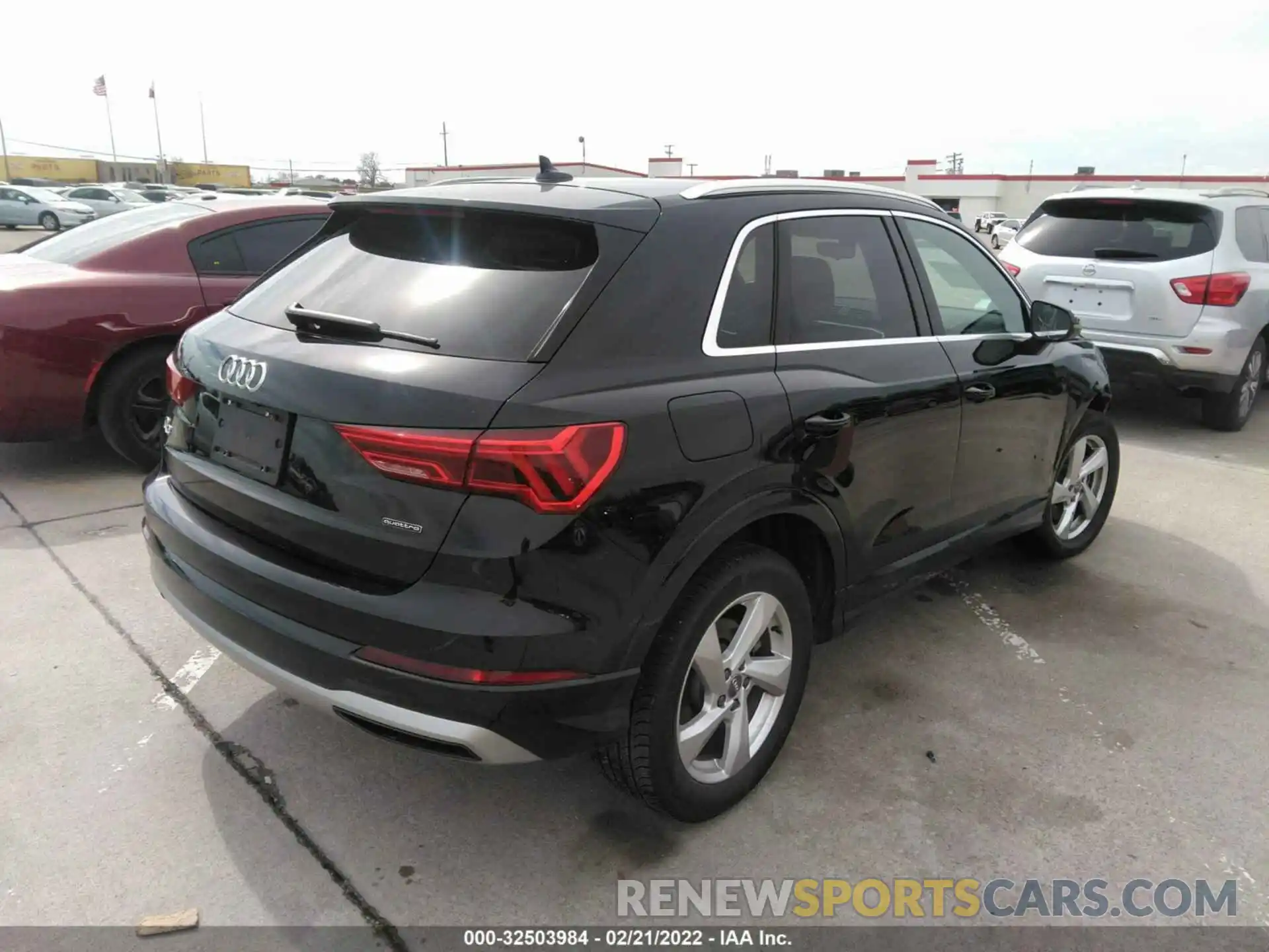 4 Photograph of a damaged car WA1AECF3XL1047800 AUDI Q3 2020