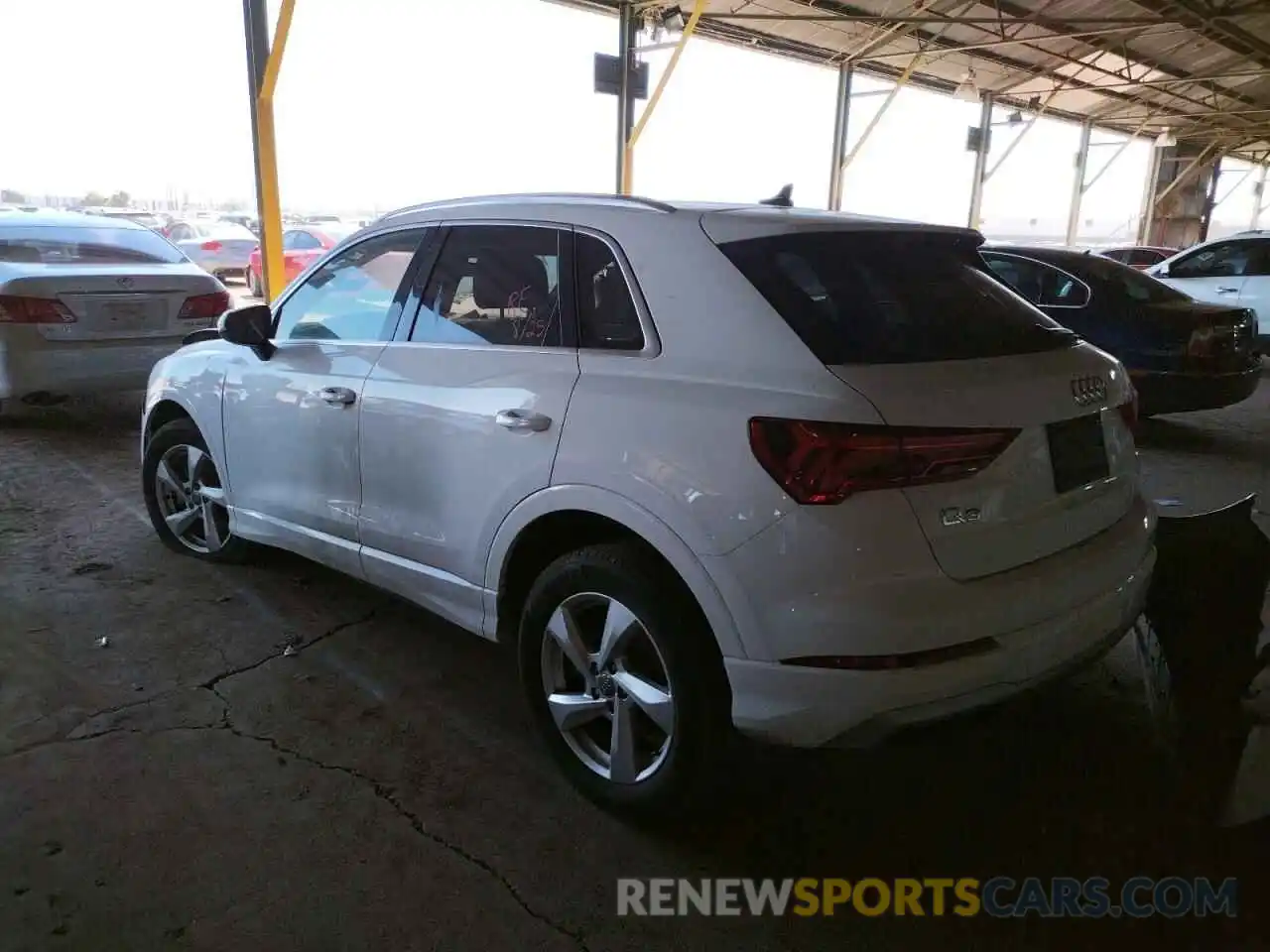 3 Photograph of a damaged car WA1AECF3XL1055248 AUDI Q3 2020