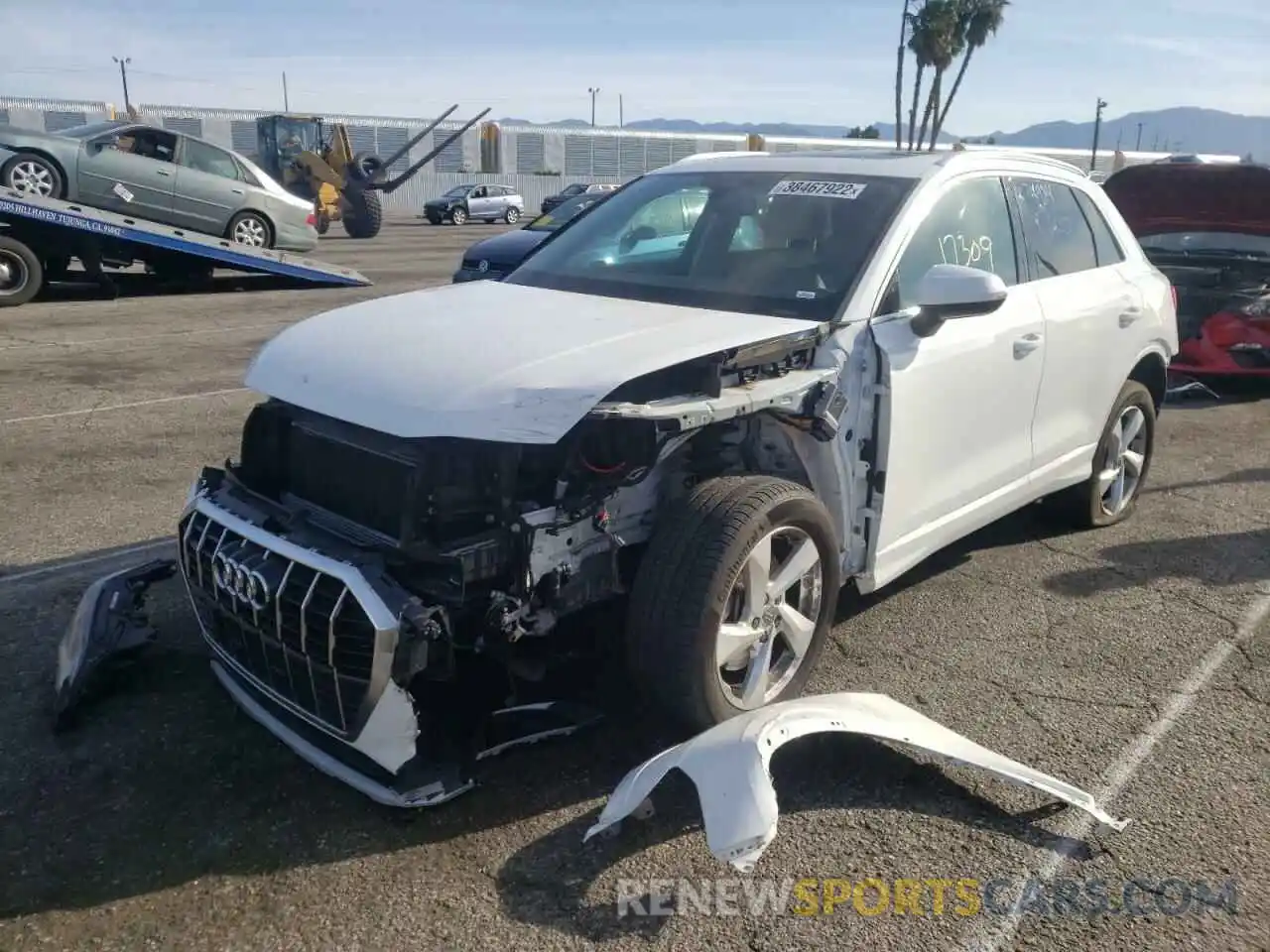 2 Photograph of a damaged car WA1AECF3XL1056125 AUDI Q3 2020