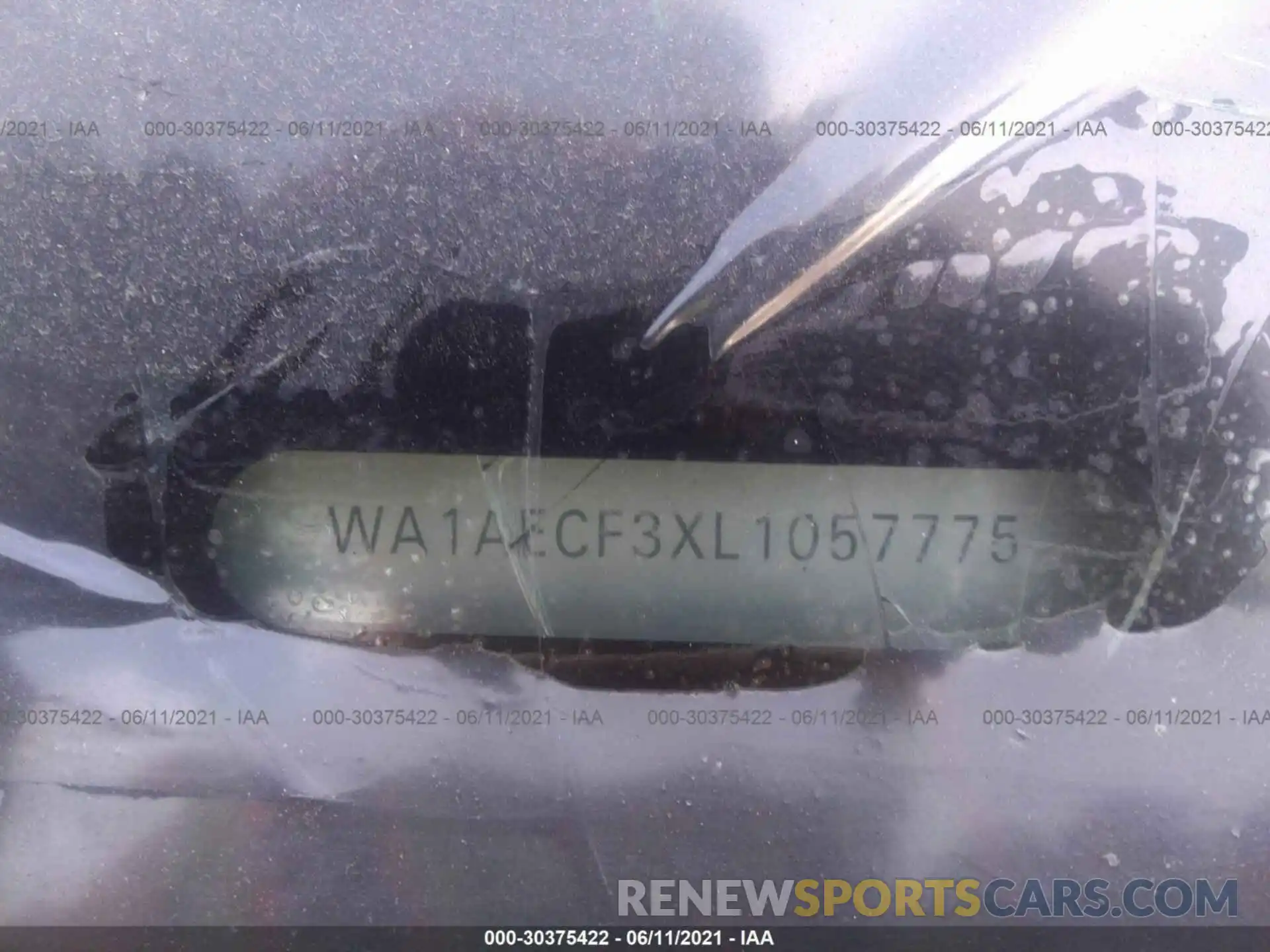 9 Photograph of a damaged car WA1AECF3XL1057775 AUDI Q3 2020