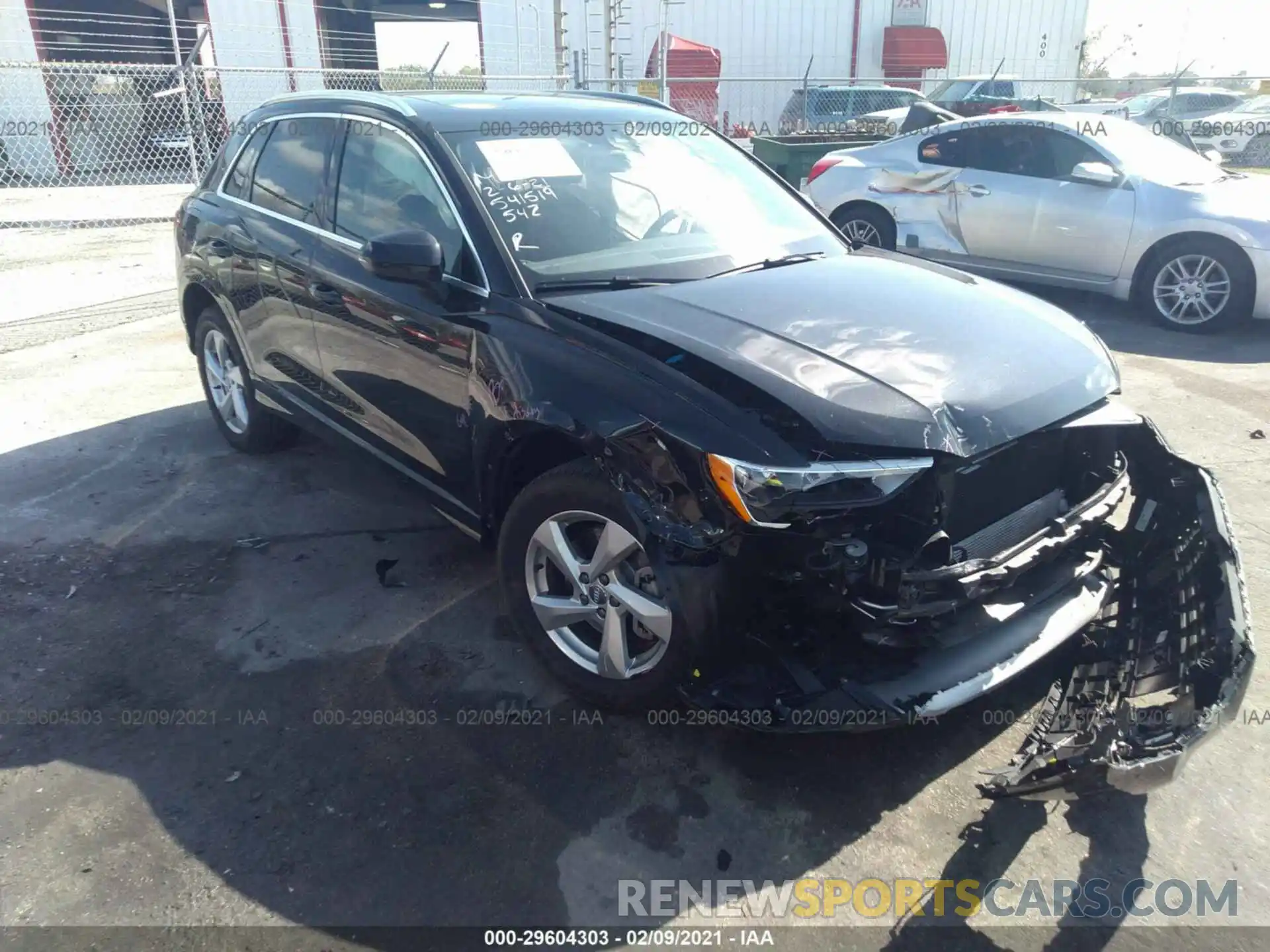 1 Photograph of a damaged car WA1AECF3XL1106568 AUDI Q3 2020