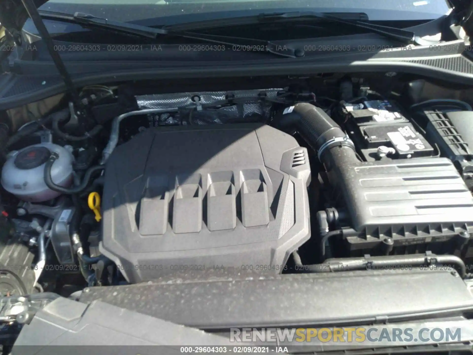 10 Photograph of a damaged car WA1AECF3XL1106568 AUDI Q3 2020