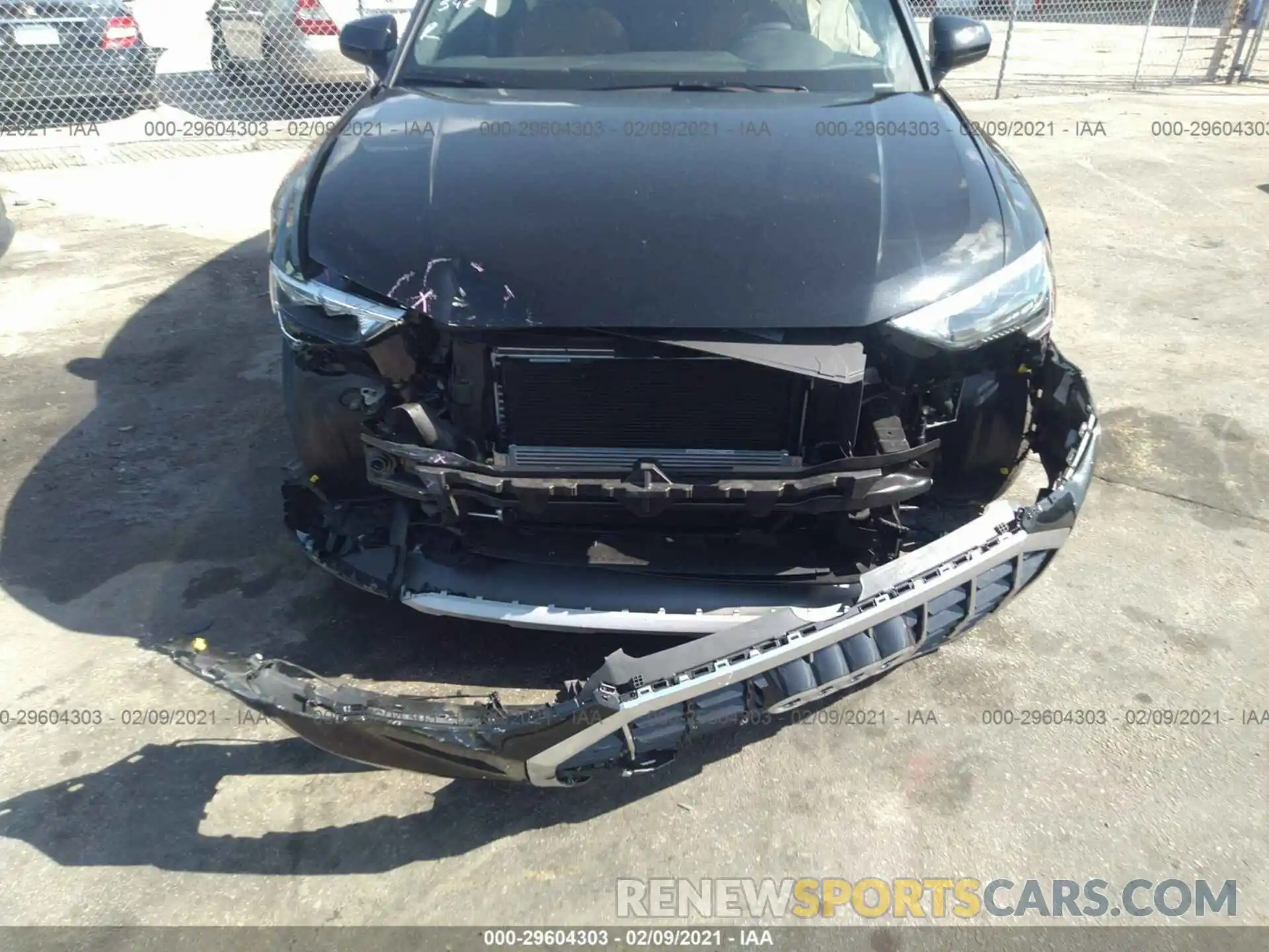 6 Photograph of a damaged car WA1AECF3XL1106568 AUDI Q3 2020