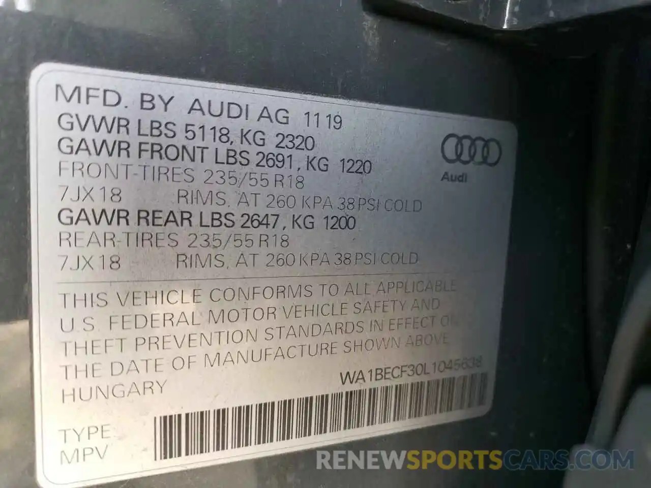 10 Photograph of a damaged car WA1BECF30L1045638 AUDI Q3 2020