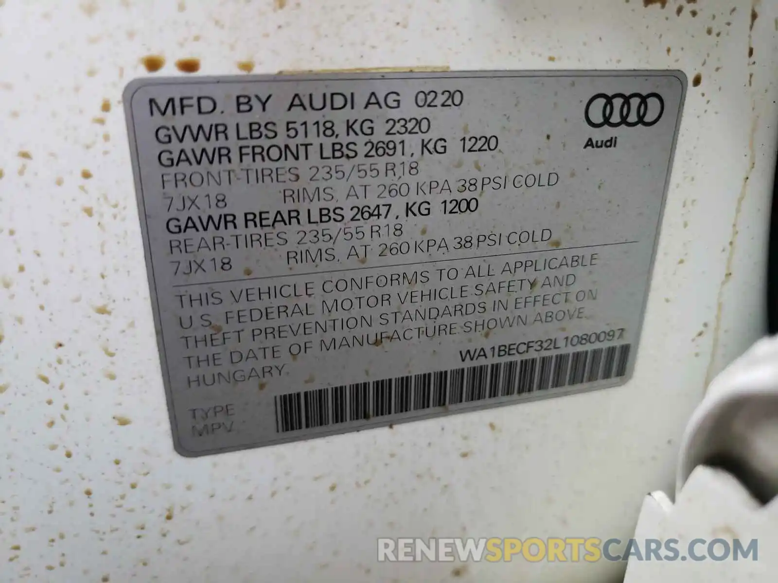 10 Photograph of a damaged car WA1BECF32L1080097 AUDI Q3 2020