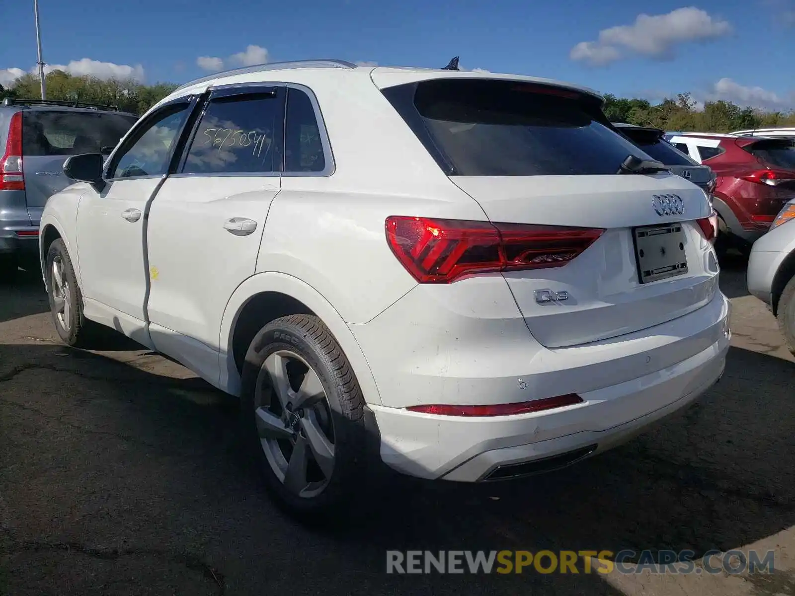 3 Photograph of a damaged car WA1BECF32L1080097 AUDI Q3 2020