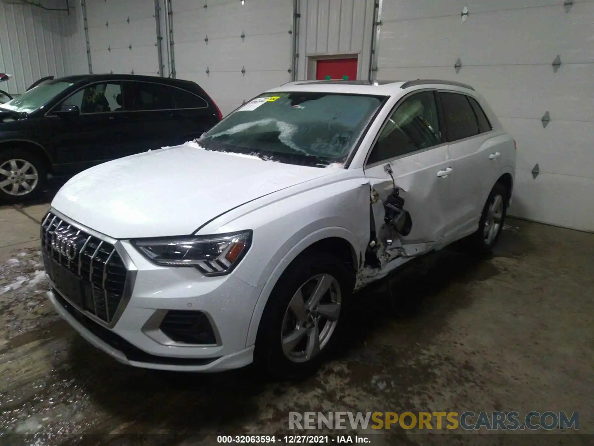 6 Photograph of a damaged car WA1BECF33L1047643 AUDI Q3 2020