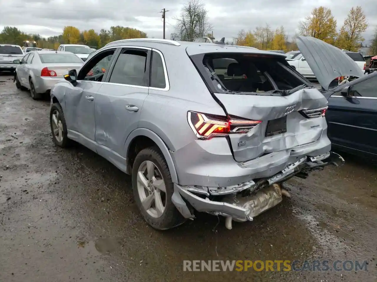 3 Фотография поврежденного автомобиля WA1BECF34L1002095 AUDI Q3 2020