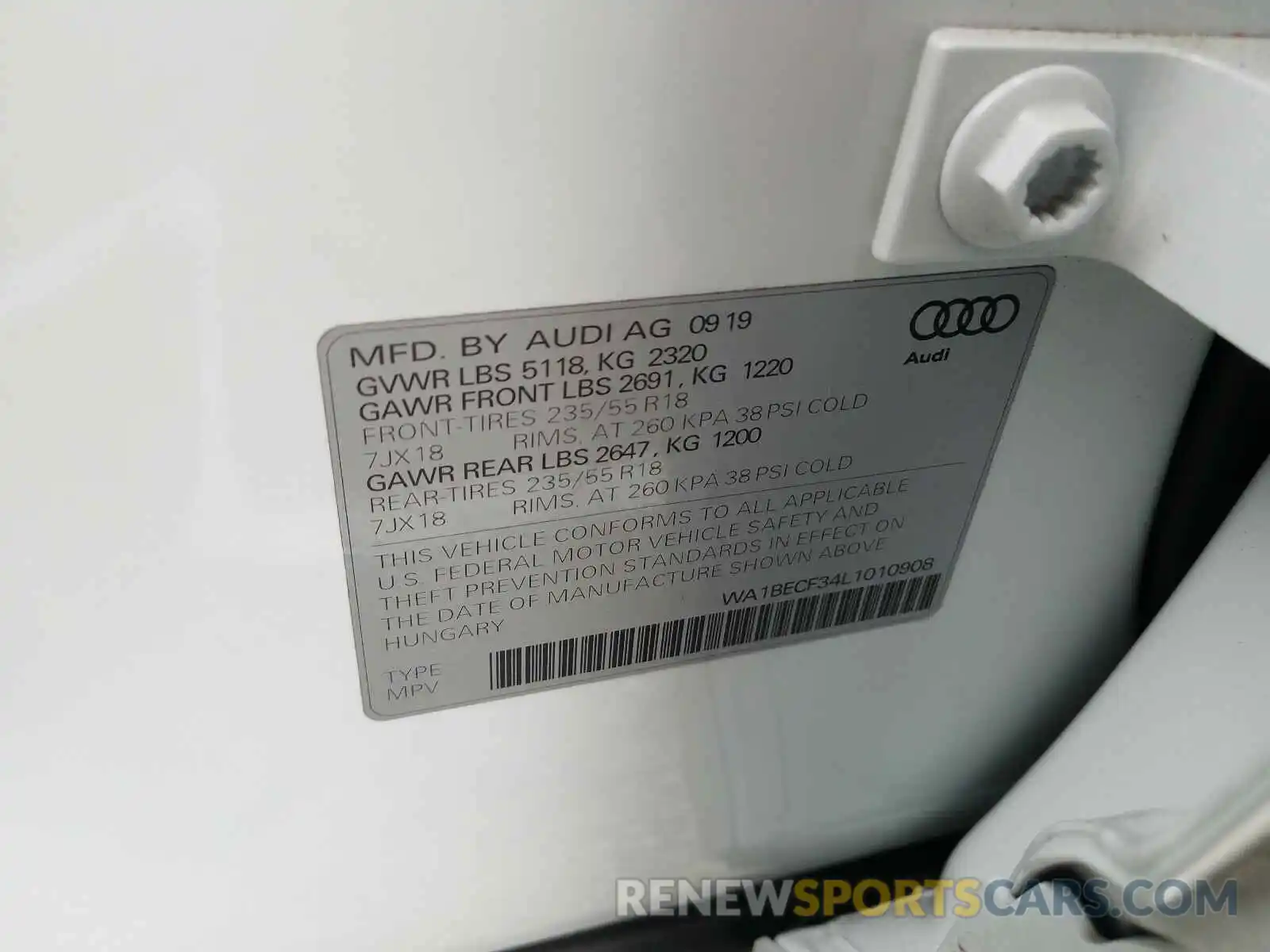 10 Фотография поврежденного автомобиля WA1BECF34L1010908 AUDI Q3 2020