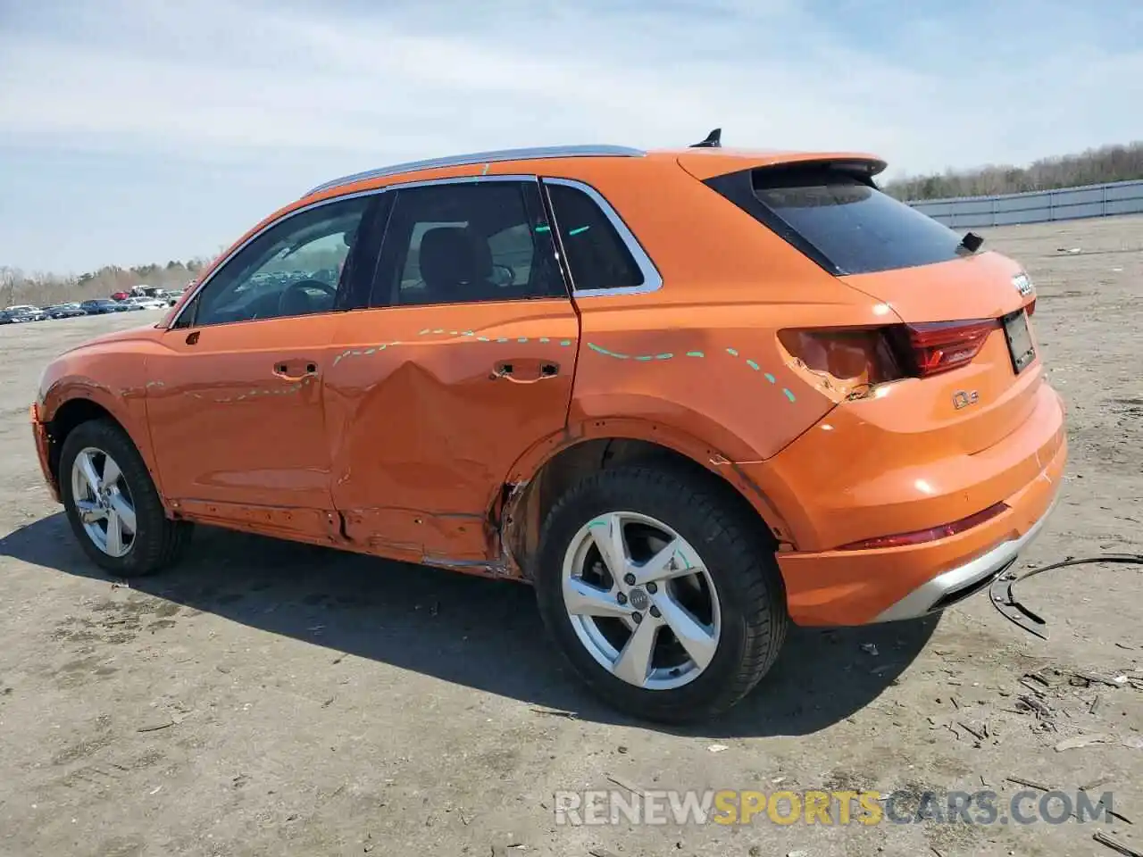 2 Фотография поврежденного автомобиля WA1BECF34L1019415 AUDI Q3 2020