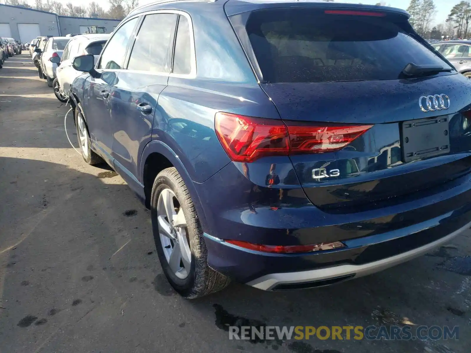 3 Photograph of a damaged car WA1BECF34L1062569 AUDI Q3 2020