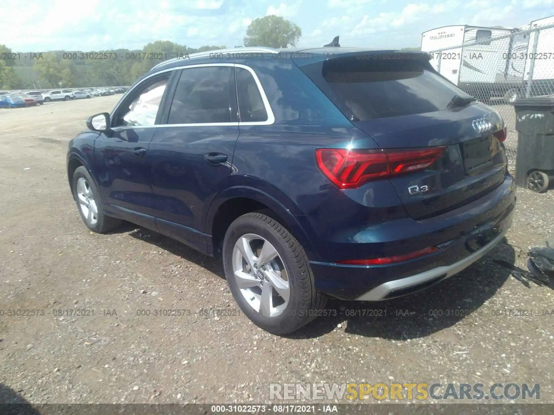 3 Фотография поврежденного автомобиля WA1BECF34L1082420 AUDI Q3 2020