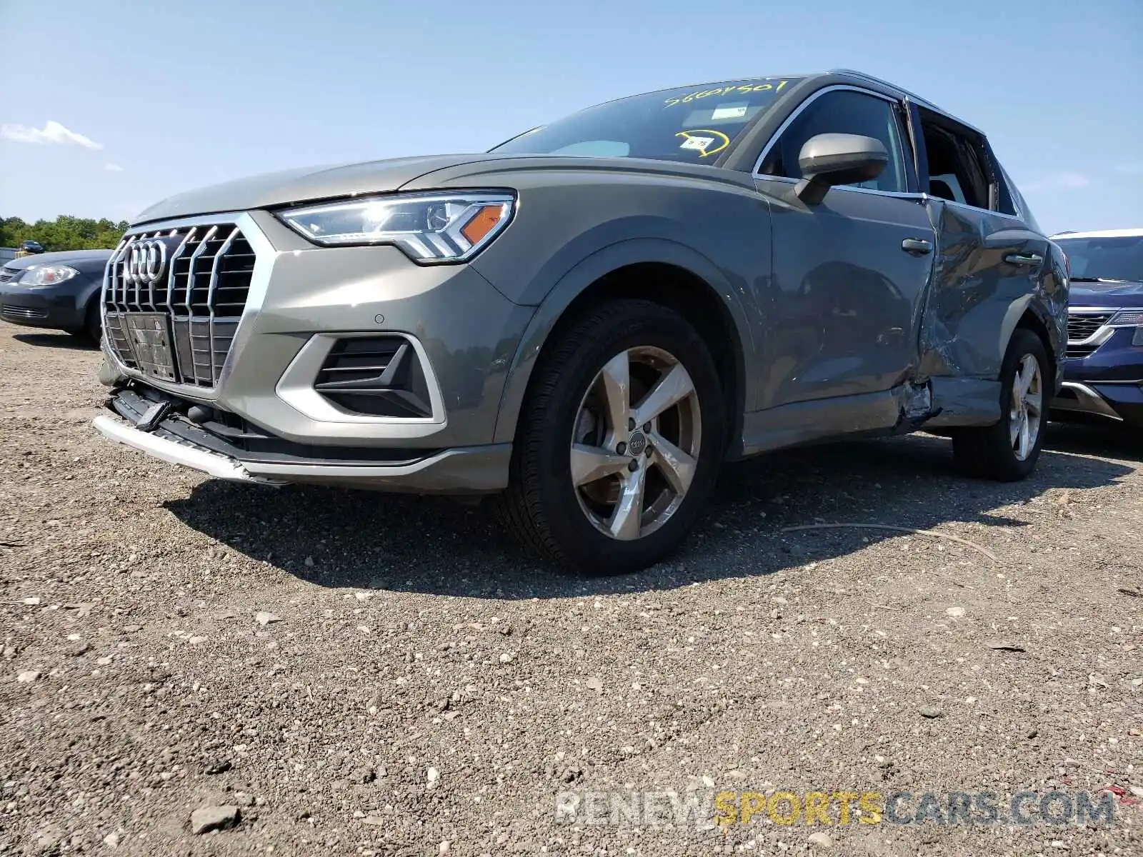 2 Photograph of a damaged car WA1BECF34L1109163 AUDI Q3 2020