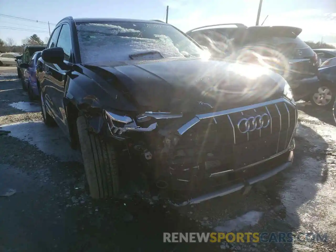 1 Photograph of a damaged car WA1BECF35L1018743 AUDI Q3 2020