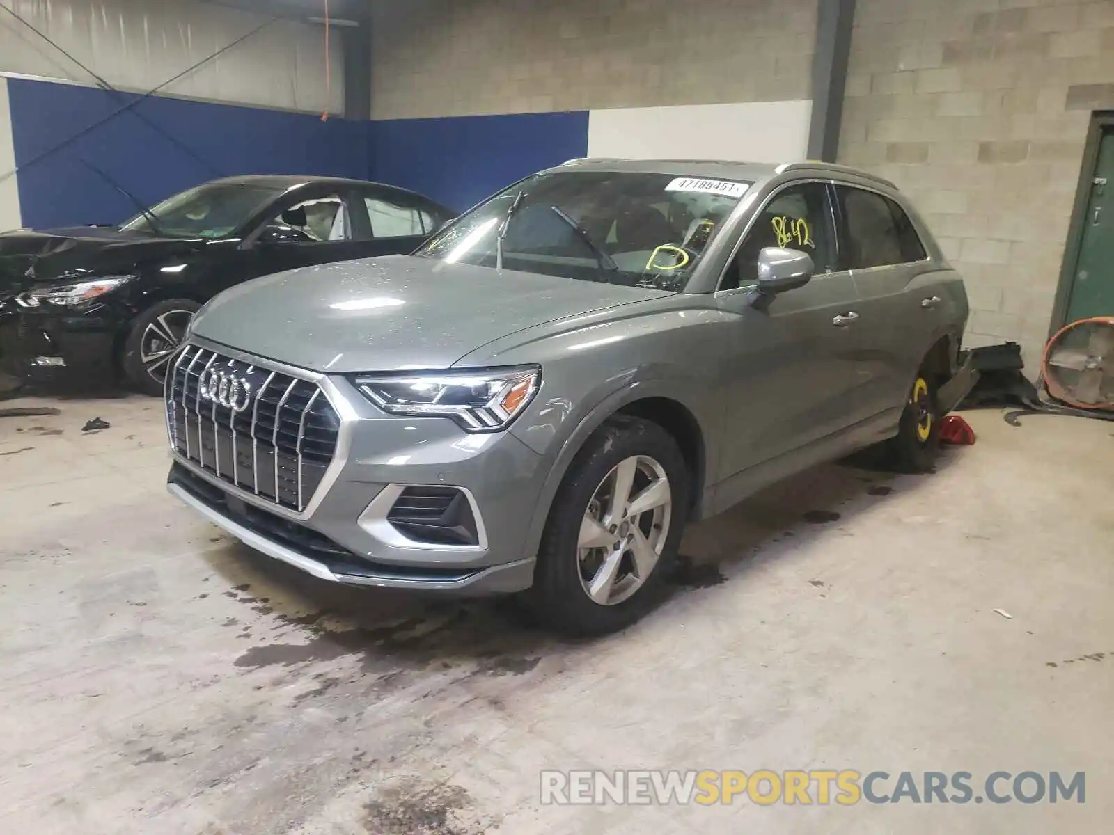 2 Photograph of a damaged car WA1BECF35L1038202 AUDI Q3 2020