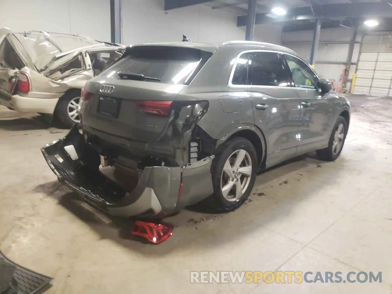 4 Фотография поврежденного автомобиля WA1BECF35L1038202 AUDI Q3 2020