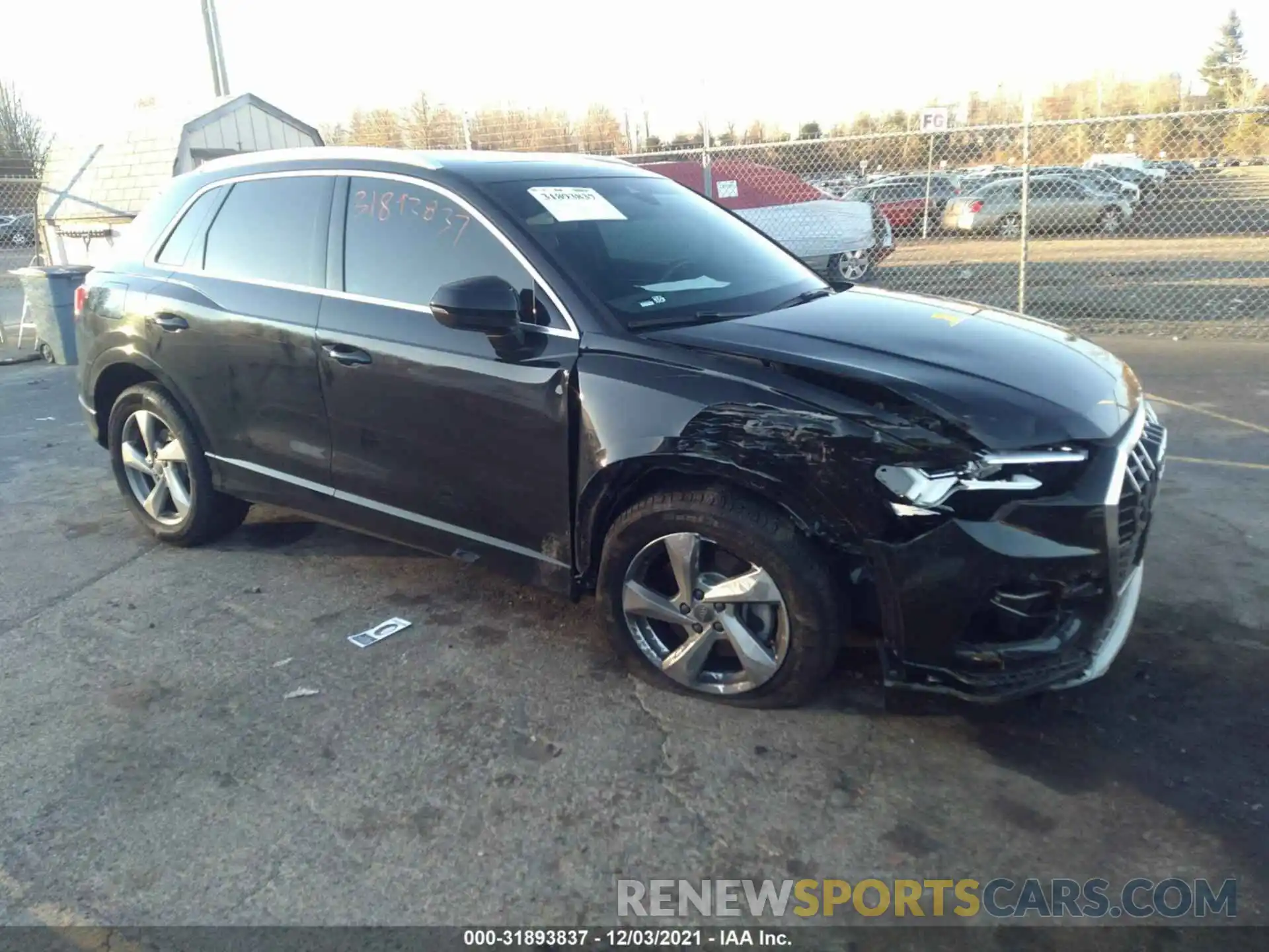 1 Фотография поврежденного автомобиля WA1BECF37L1095856 AUDI Q3 2020