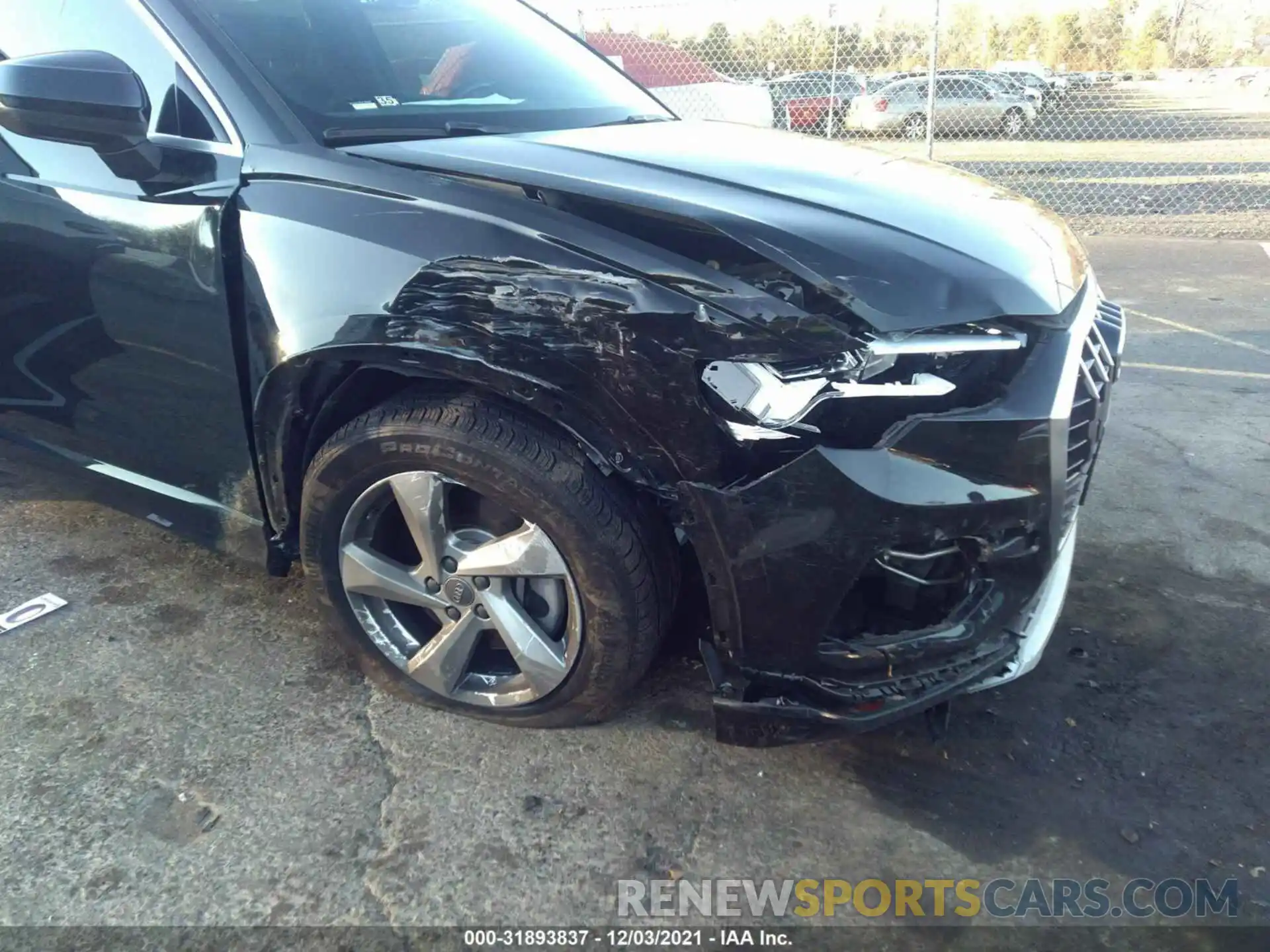 6 Photograph of a damaged car WA1BECF37L1095856 AUDI Q3 2020