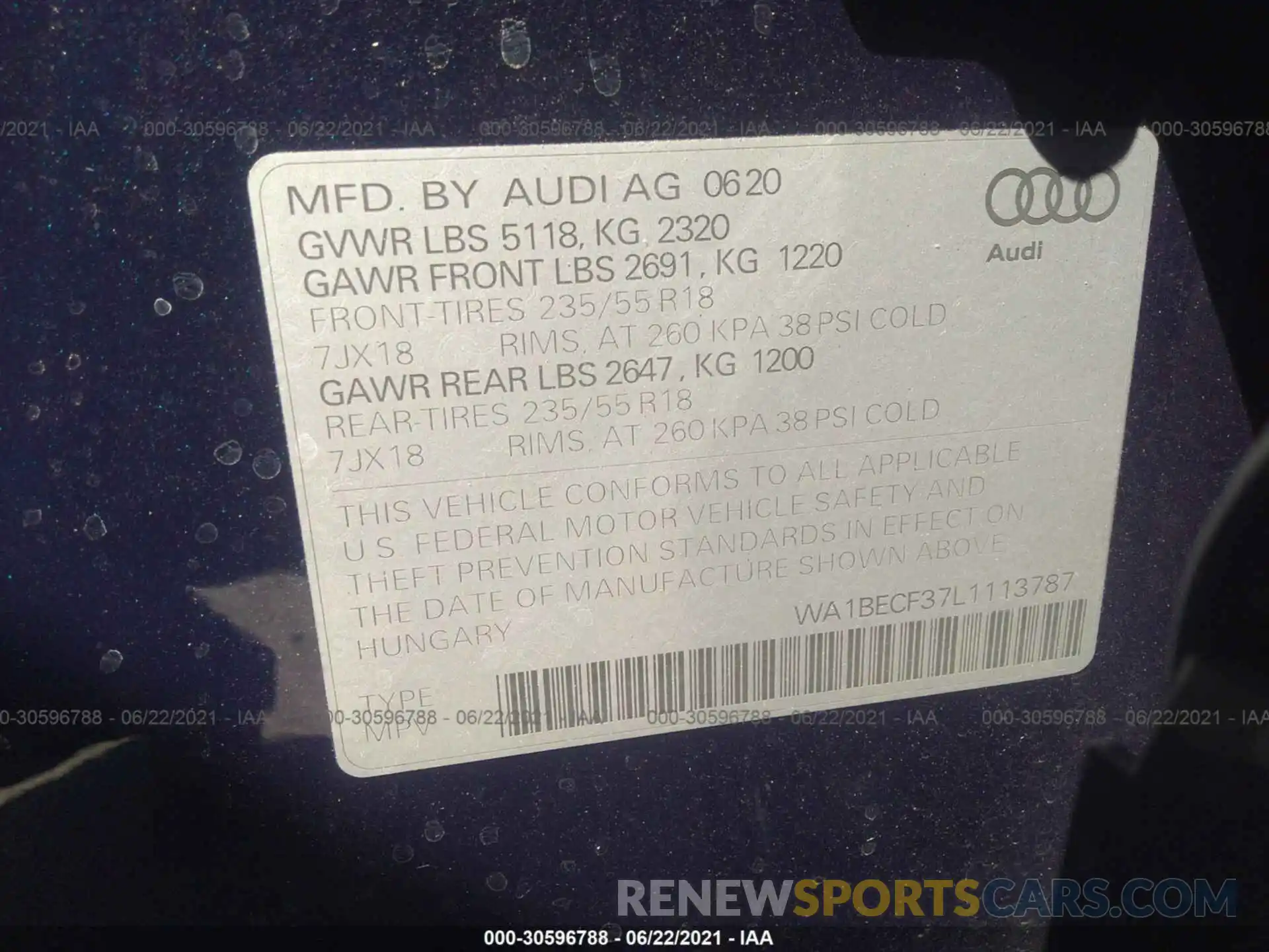 9 Photograph of a damaged car WA1BECF37L1113787 AUDI Q3 2020