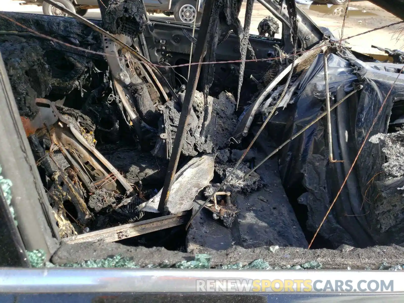 5 Photograph of a damaged car WA1BECF39L1017773 AUDI Q3 2020