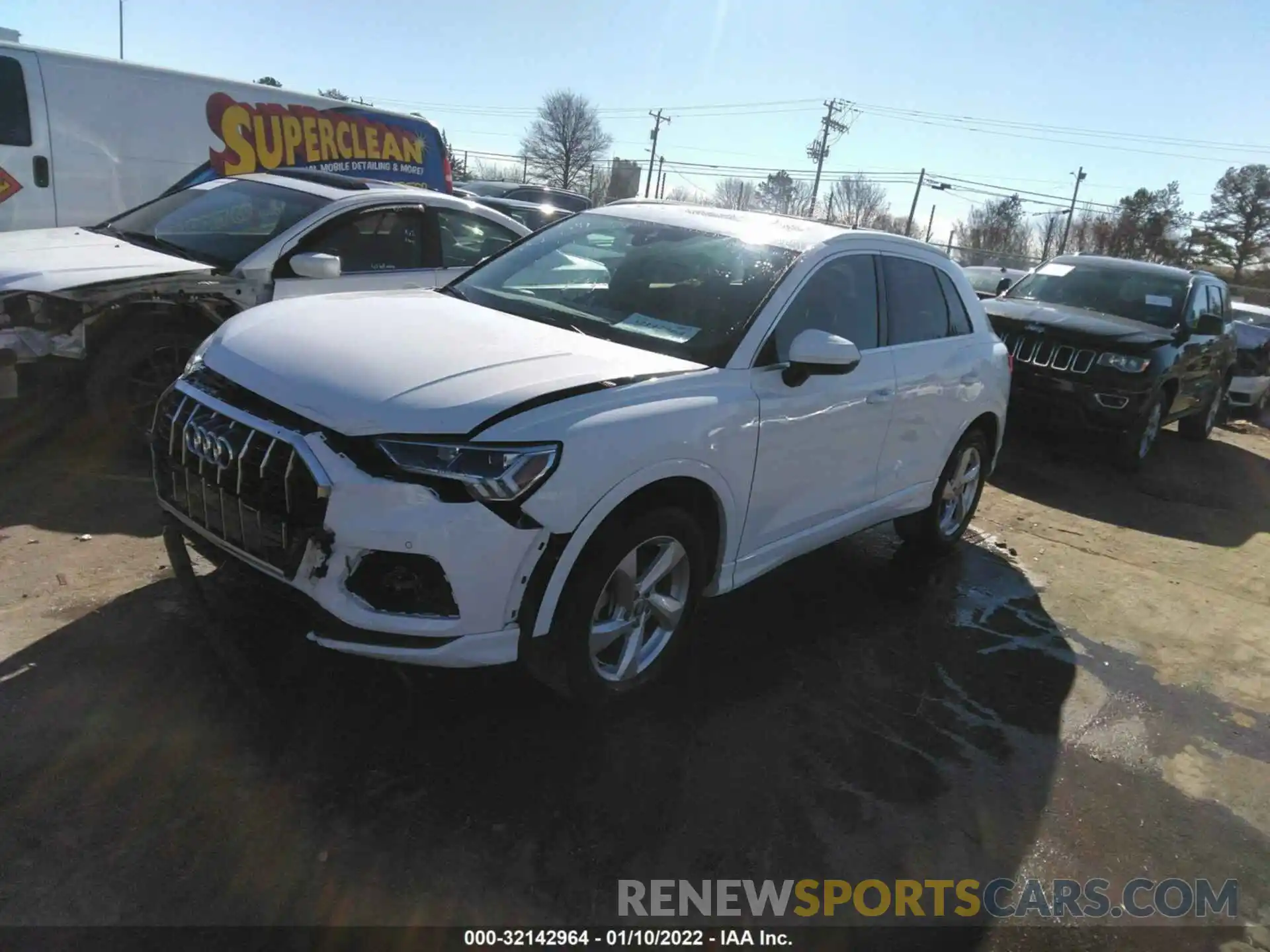 2 Photograph of a damaged car WA1BECF3XL1009908 AUDI Q3 2020