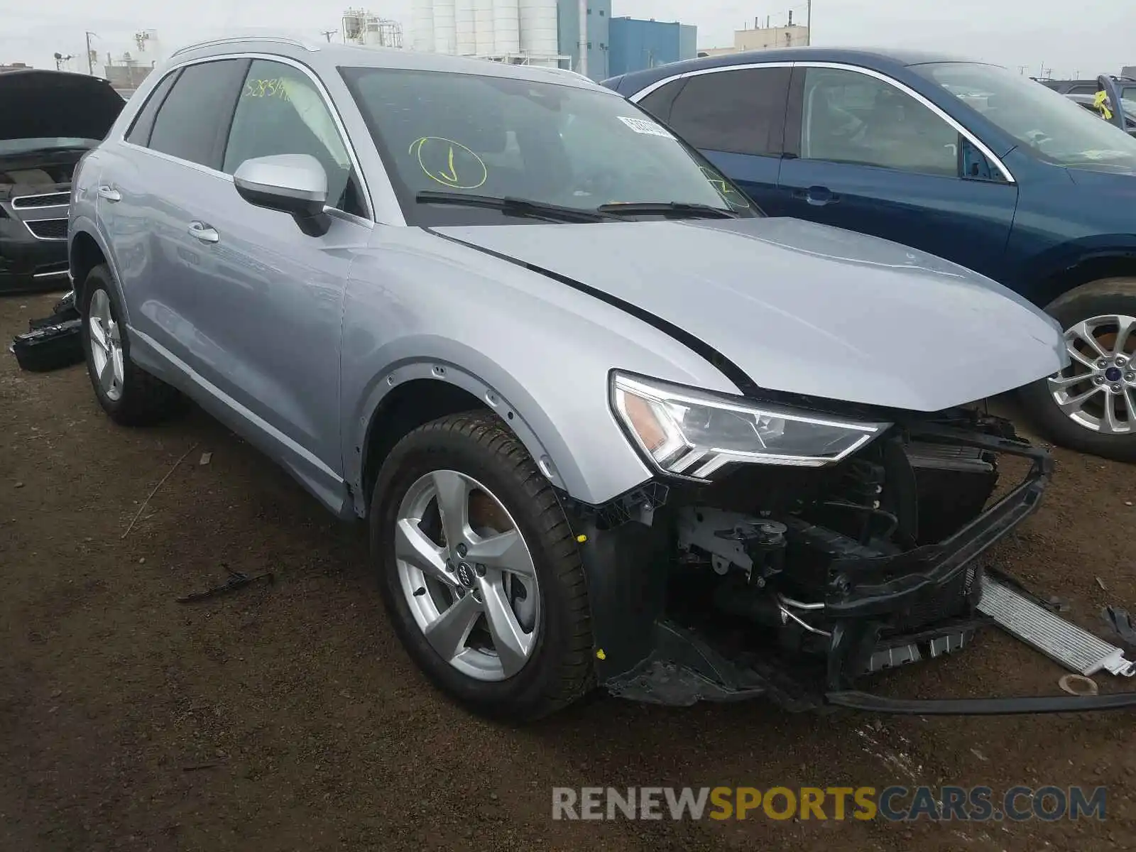 1 Photograph of a damaged car WA1BECF3XL1056887 AUDI Q3 2020