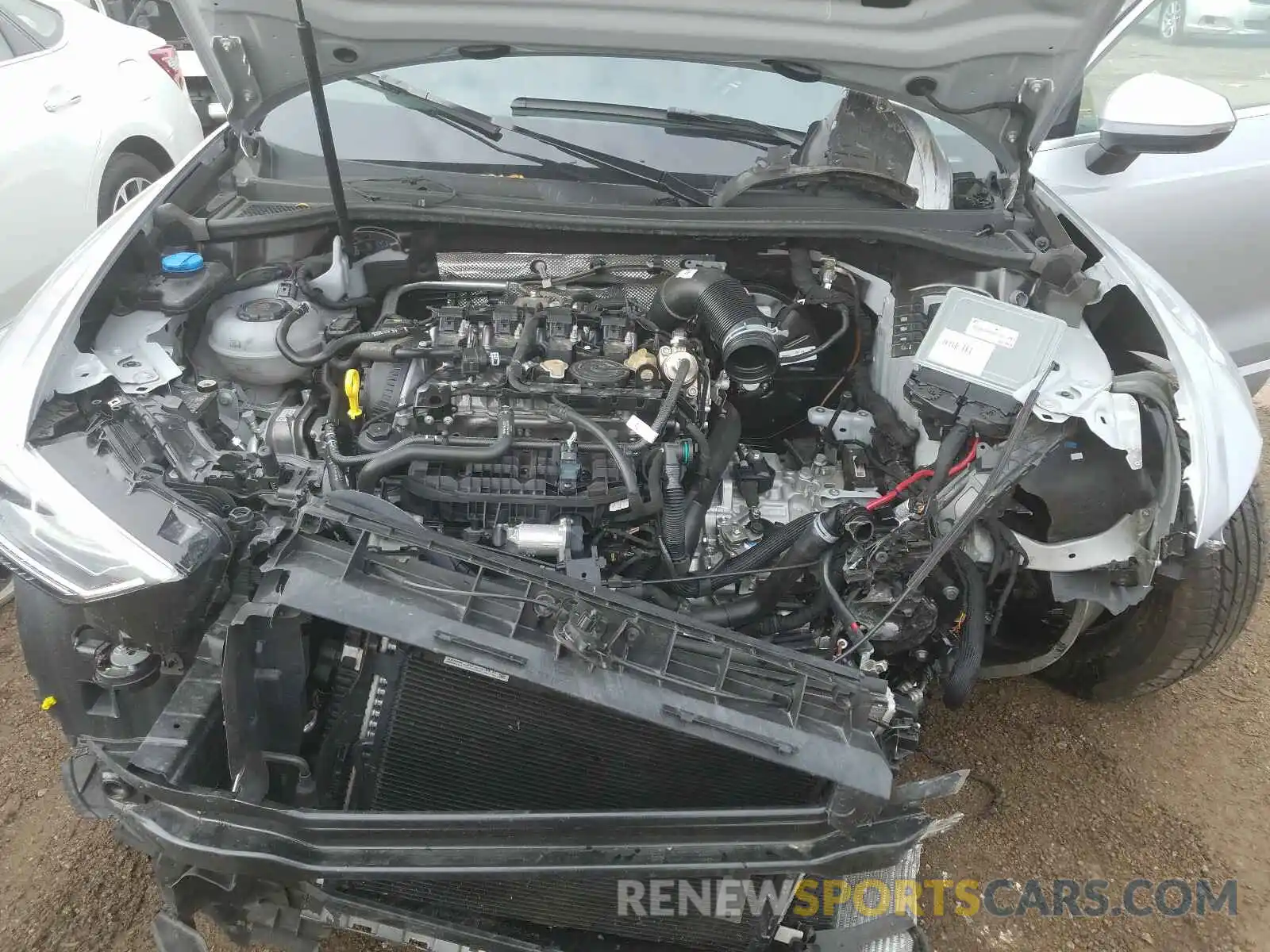 7 Photograph of a damaged car WA1BECF3XL1056887 AUDI Q3 2020