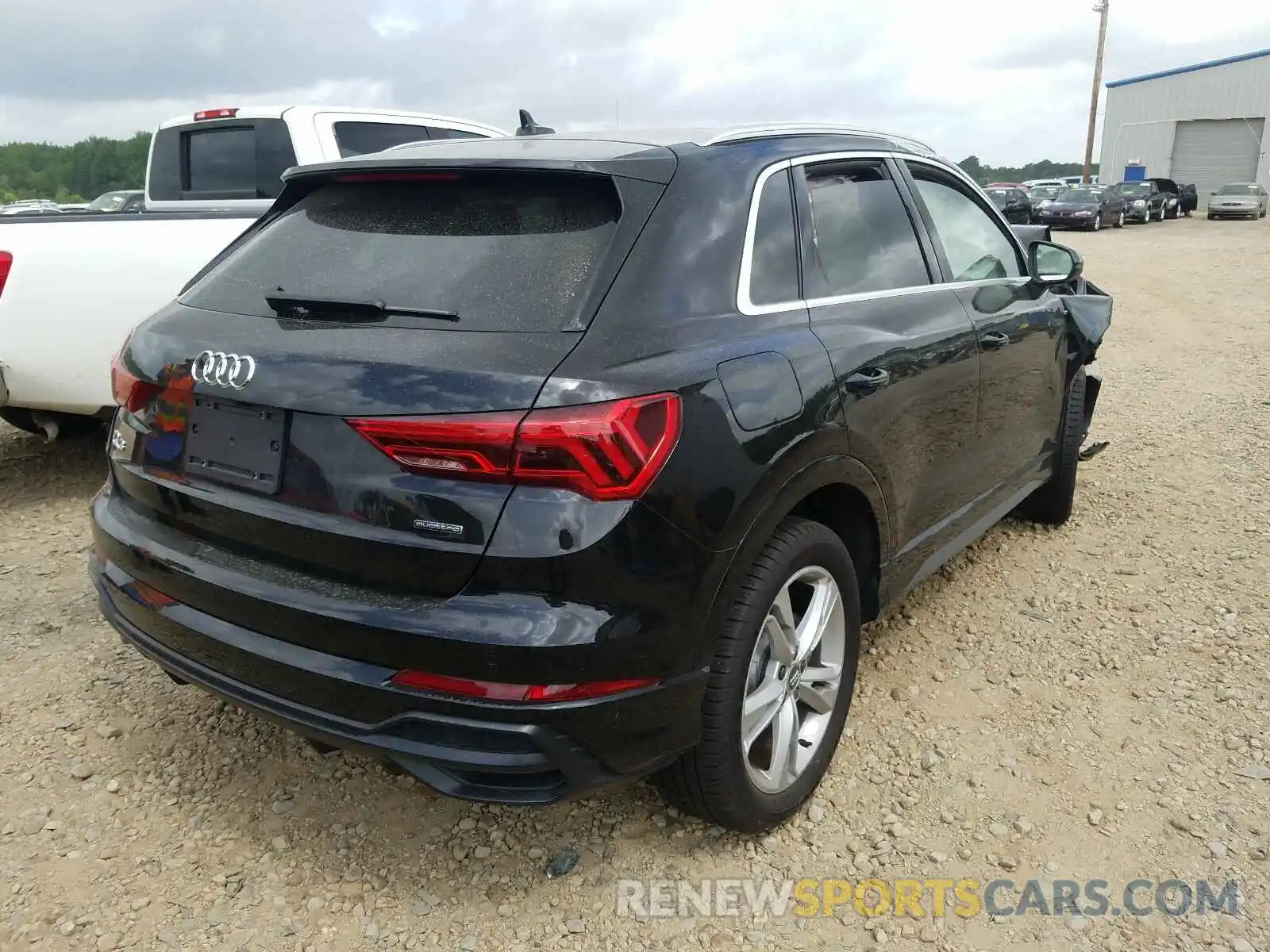 4 Photograph of a damaged car WA1DECF30L1018013 AUDI Q3 2020