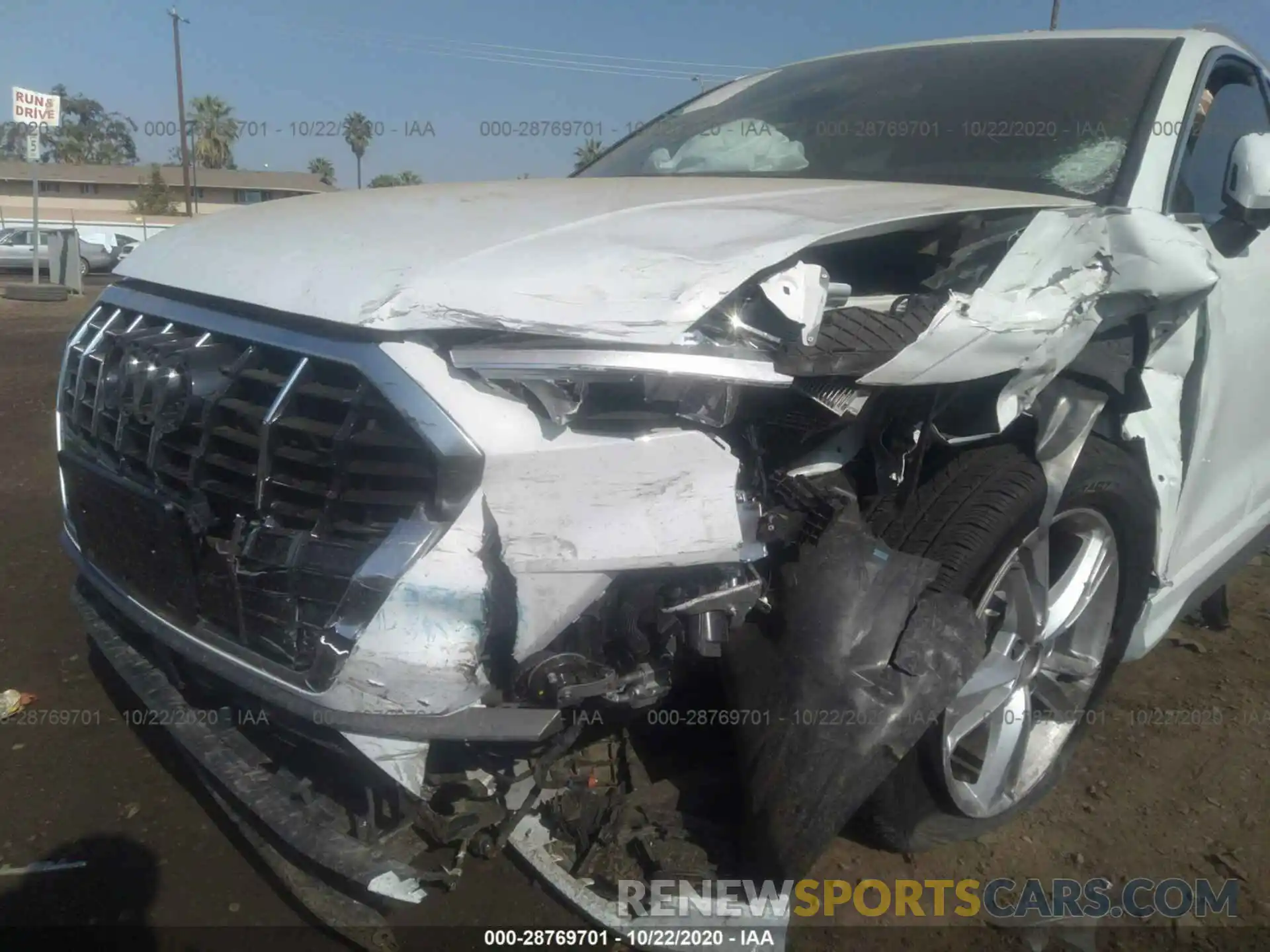 6 Photograph of a damaged car WA1DECF30L1040920 AUDI Q3 2020