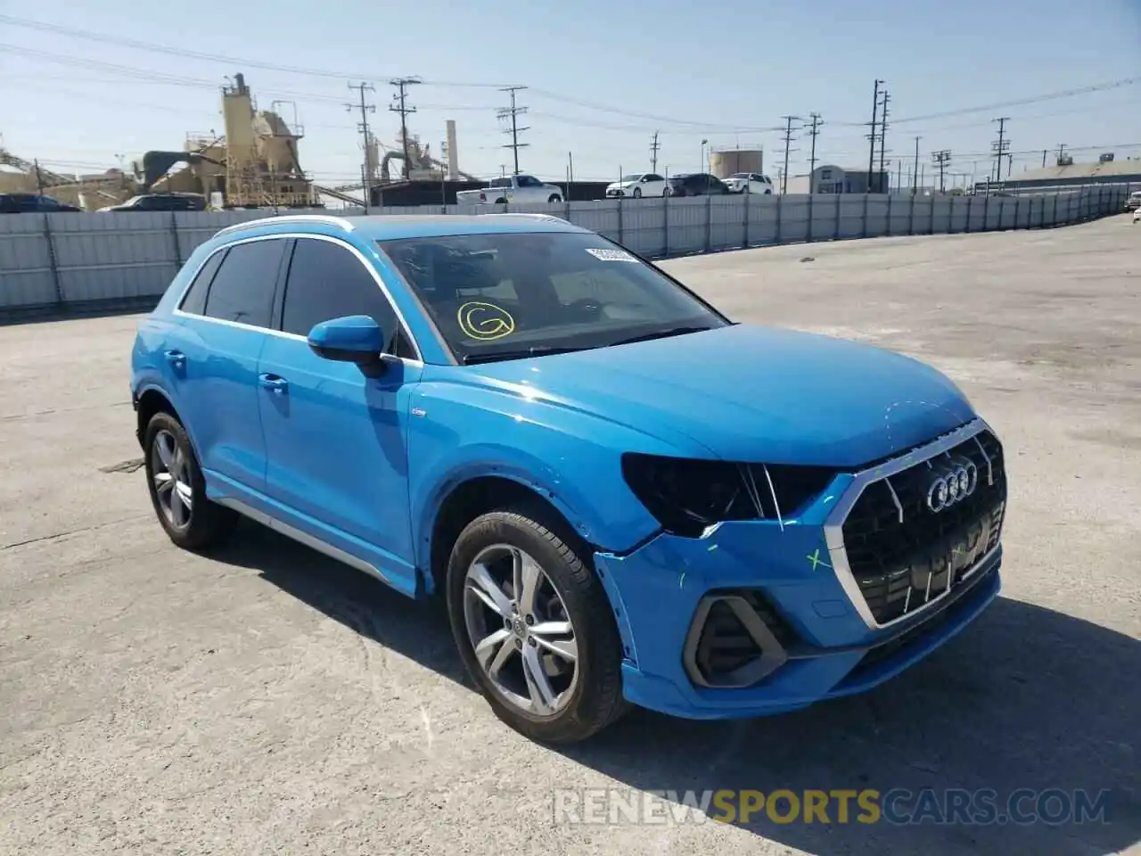 1 Фотография поврежденного автомобиля WA1DECF30L1121173 AUDI Q3 2020