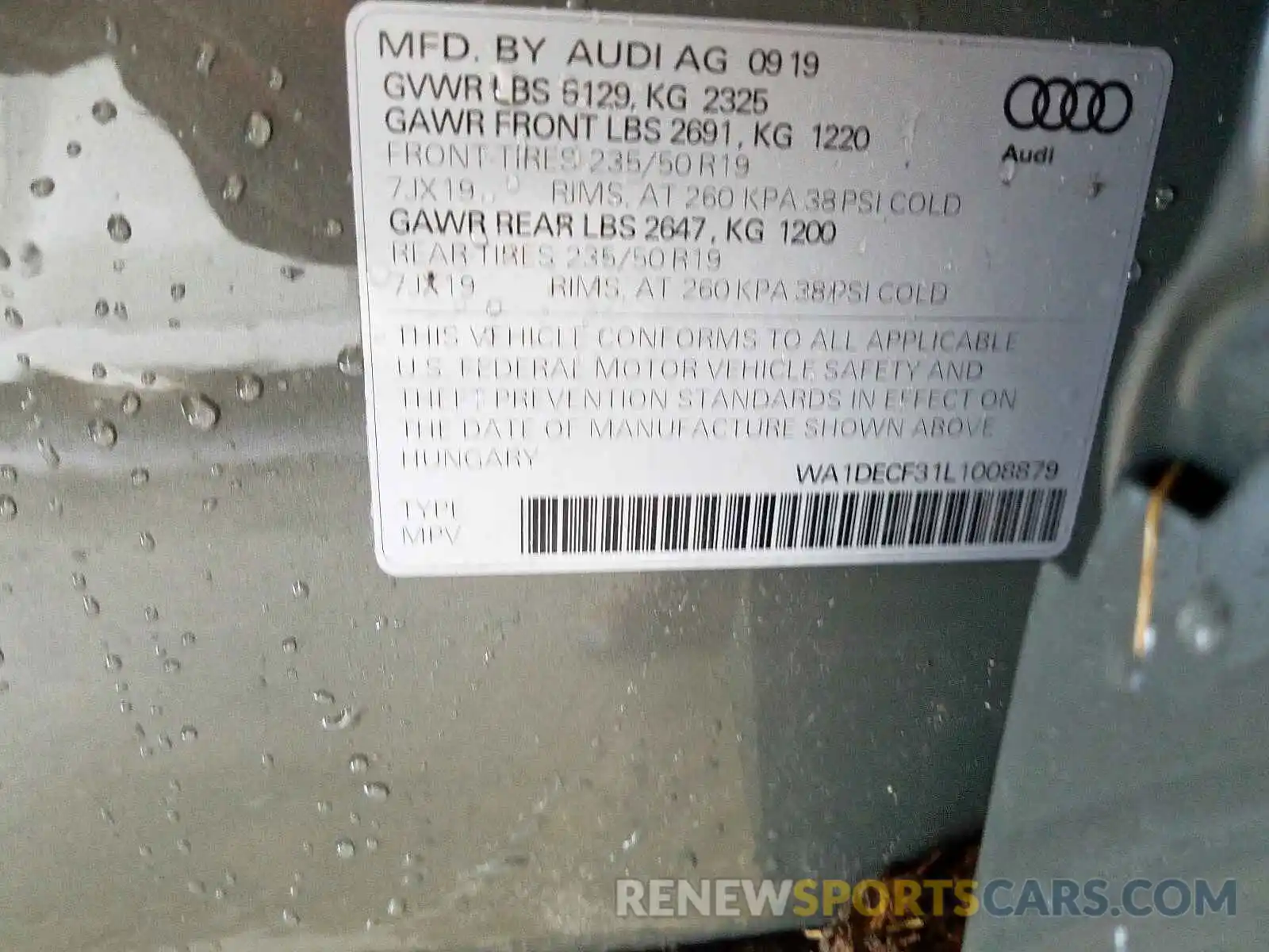 10 Photograph of a damaged car WA1DECF31L1008879 AUDI Q3 2020