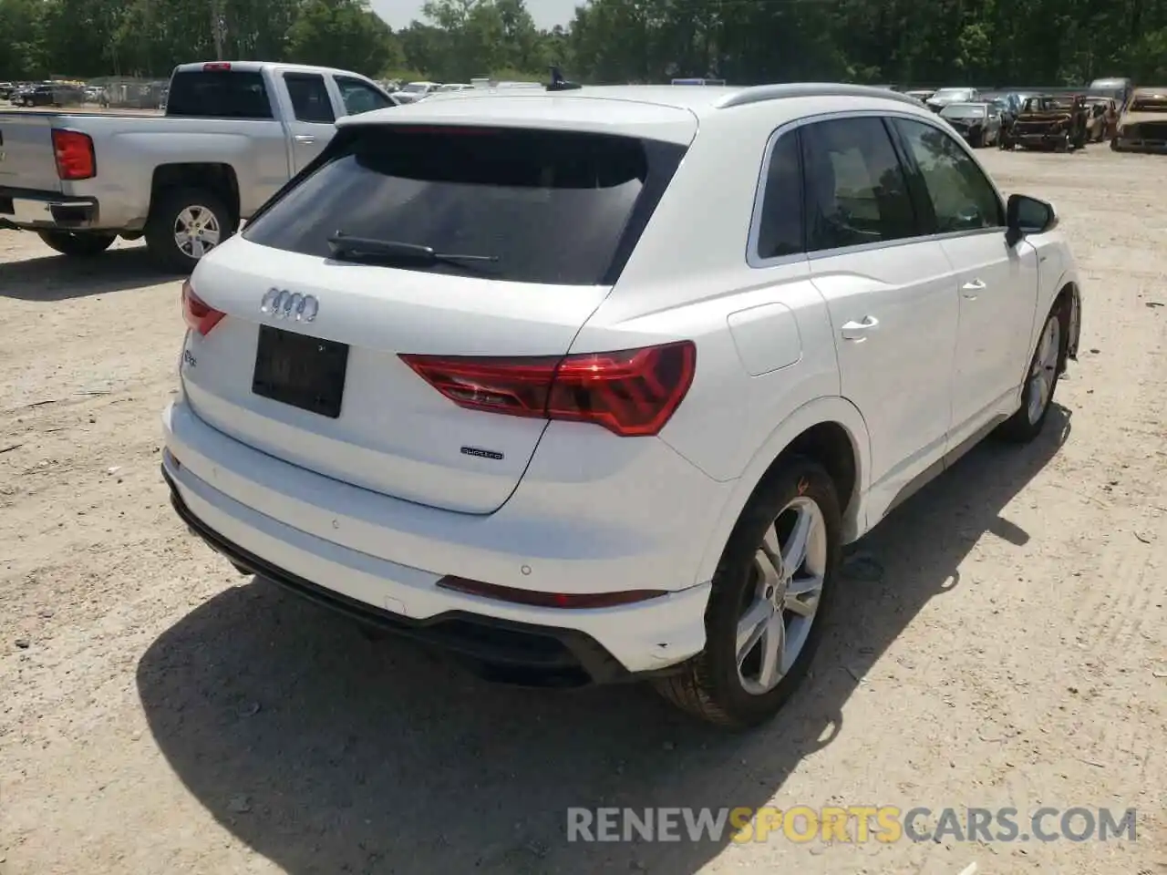 4 Photograph of a damaged car WA1DECF31L1011703 AUDI Q3 2020