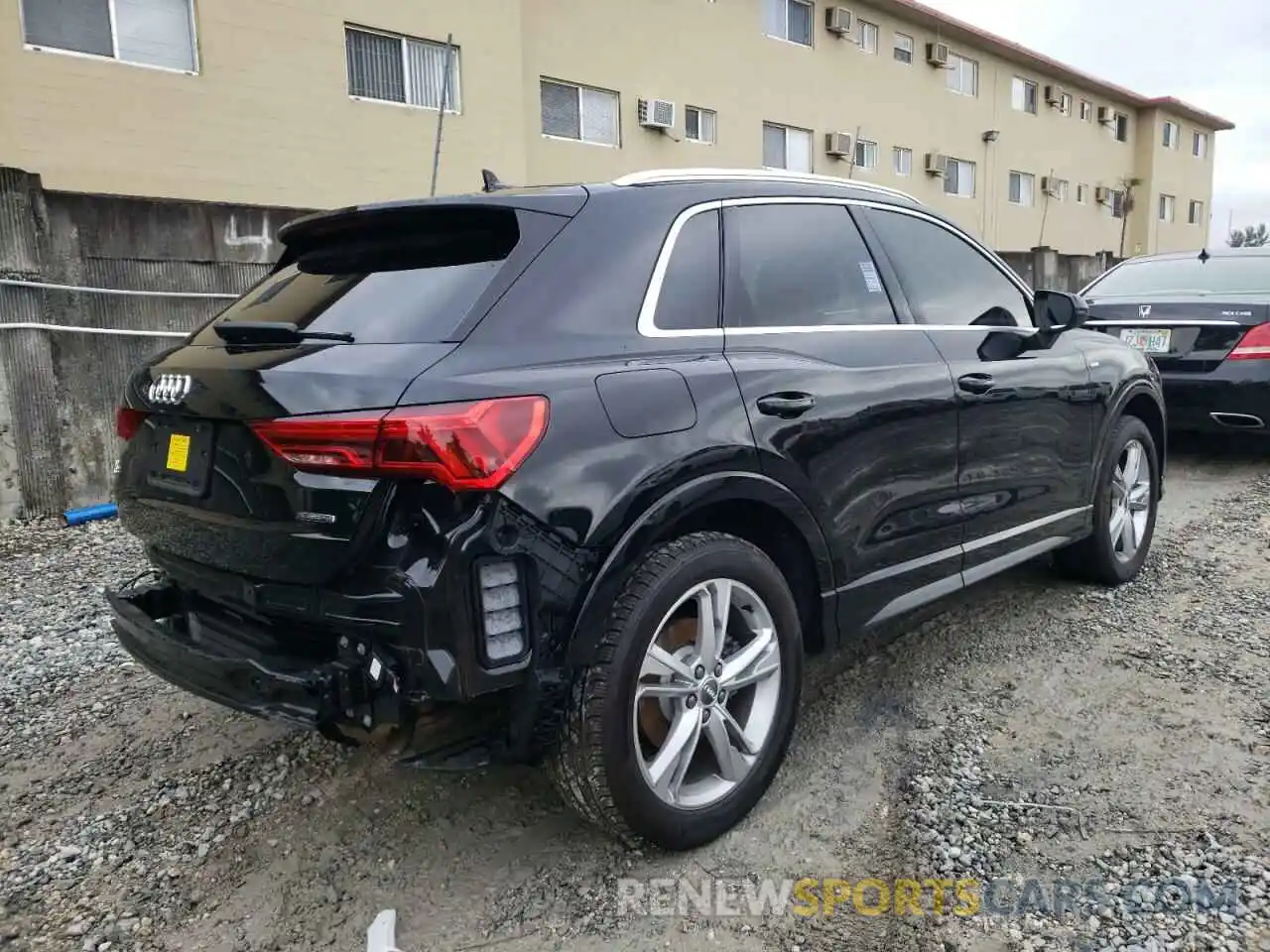 4 Фотография поврежденного автомобиля WA1DECF31L1041168 AUDI Q3 2020