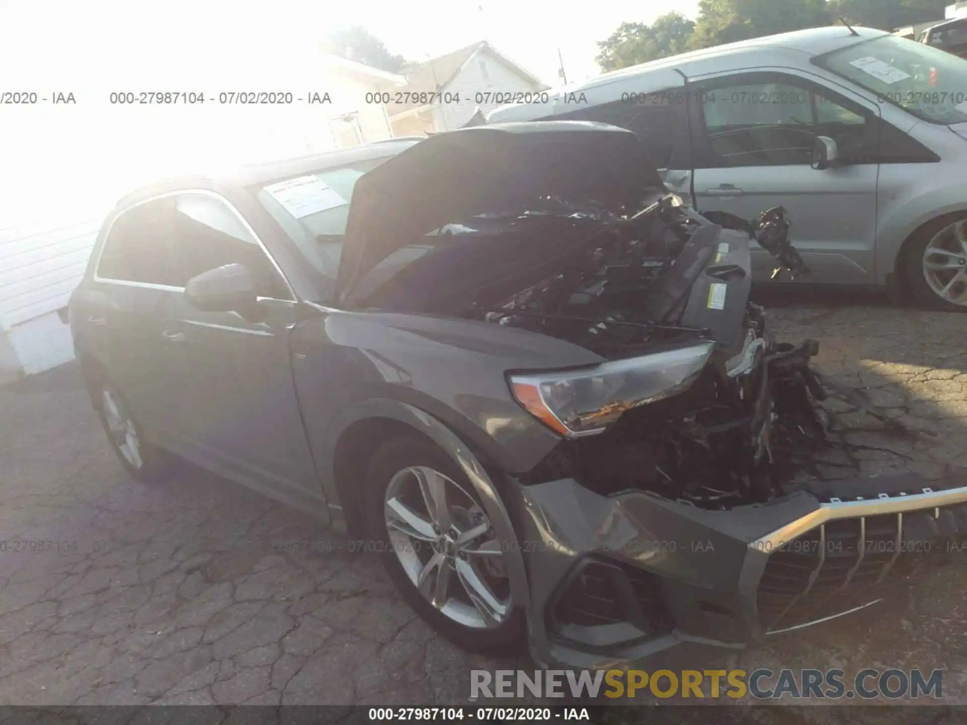 1 Photograph of a damaged car WA1DECF31L1057113 AUDI Q3 2020