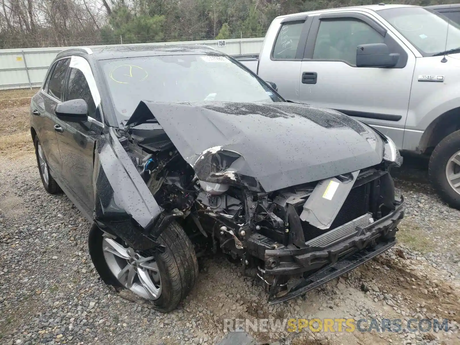 1 Фотография поврежденного автомобиля WA1DECF32L1084028 AUDI Q3 2020
