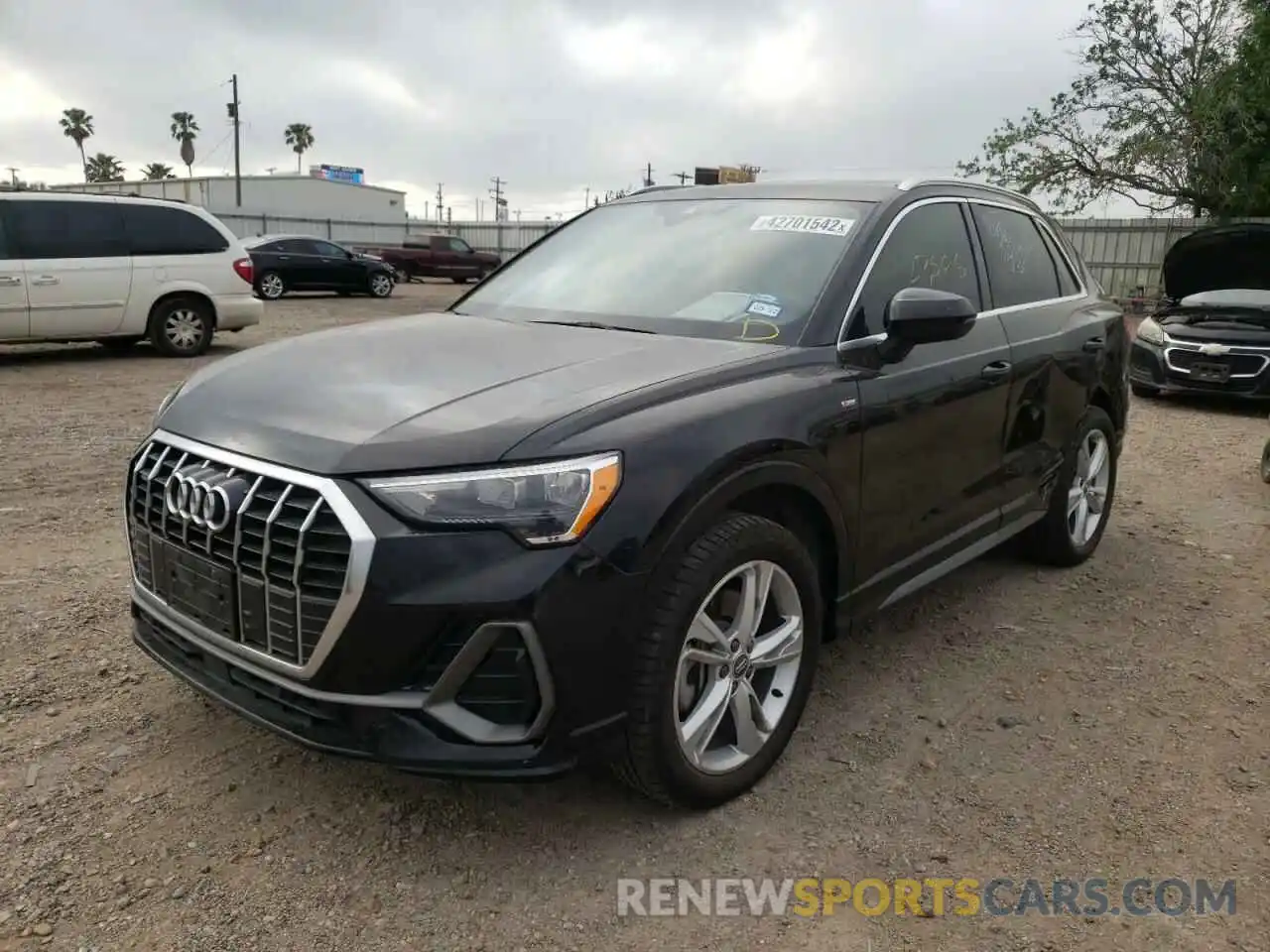 2 Фотография поврежденного автомобиля WA1DECF32L1103922 AUDI Q3 2020